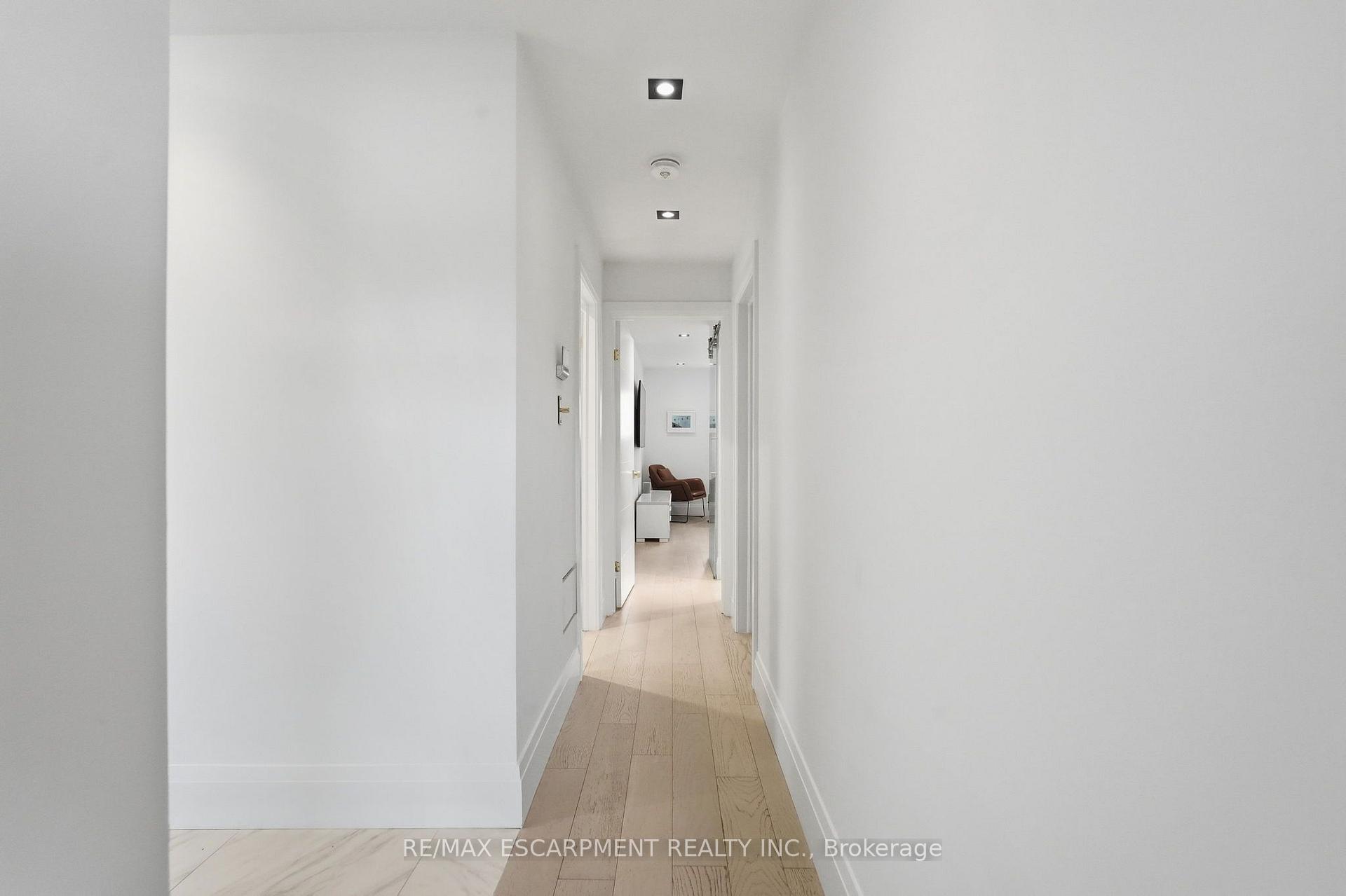 Photo 18 of 9 Donlea Drive, Hamilton, Sherwood — HOMEH