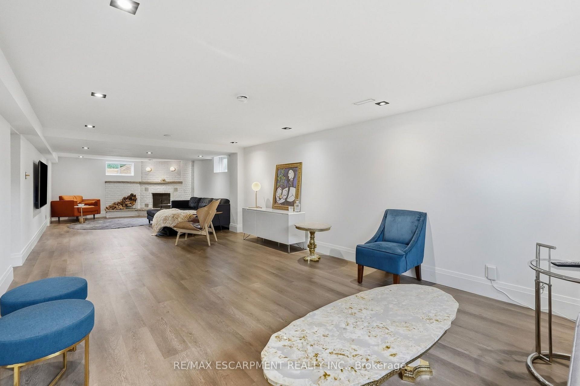 Photo 37 of 9 Donlea Drive, Hamilton, Sherwood — HOMEH