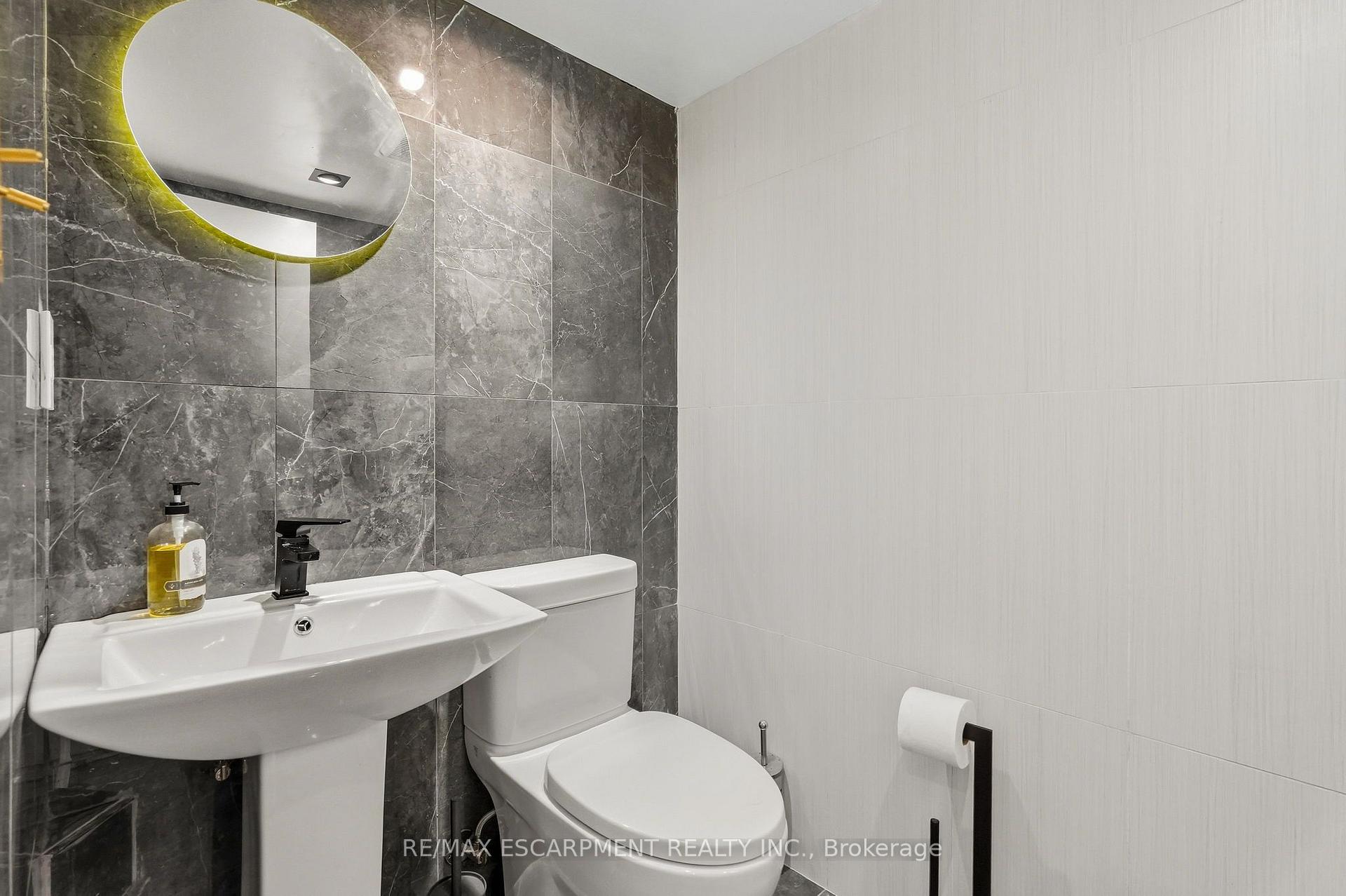 Photo 39 of 9 Donlea Drive, Hamilton, Sherwood — HOMEH