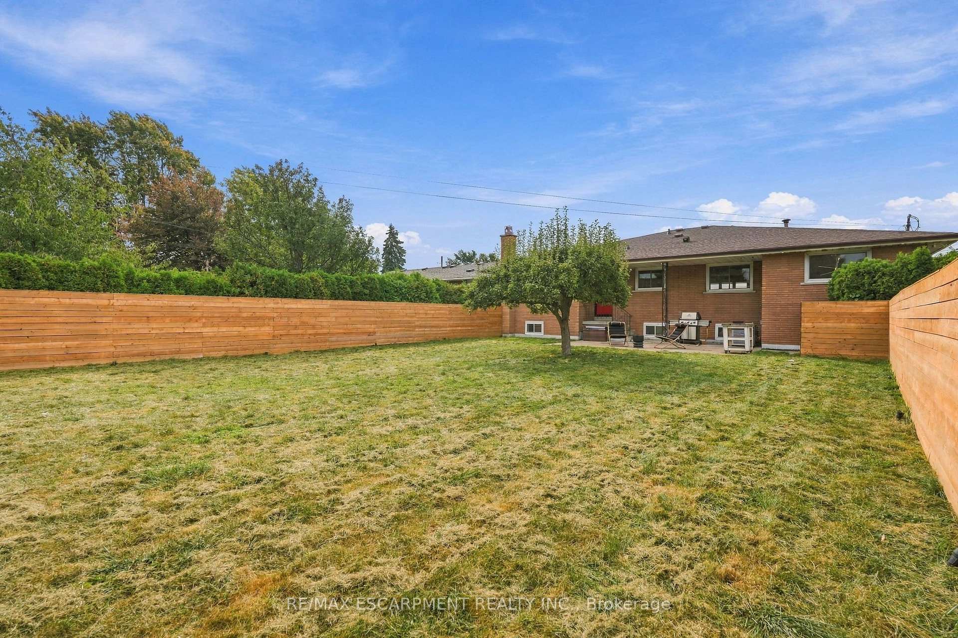 Photo 45 of 9 Donlea Drive, Hamilton, Sherwood — HOMEH