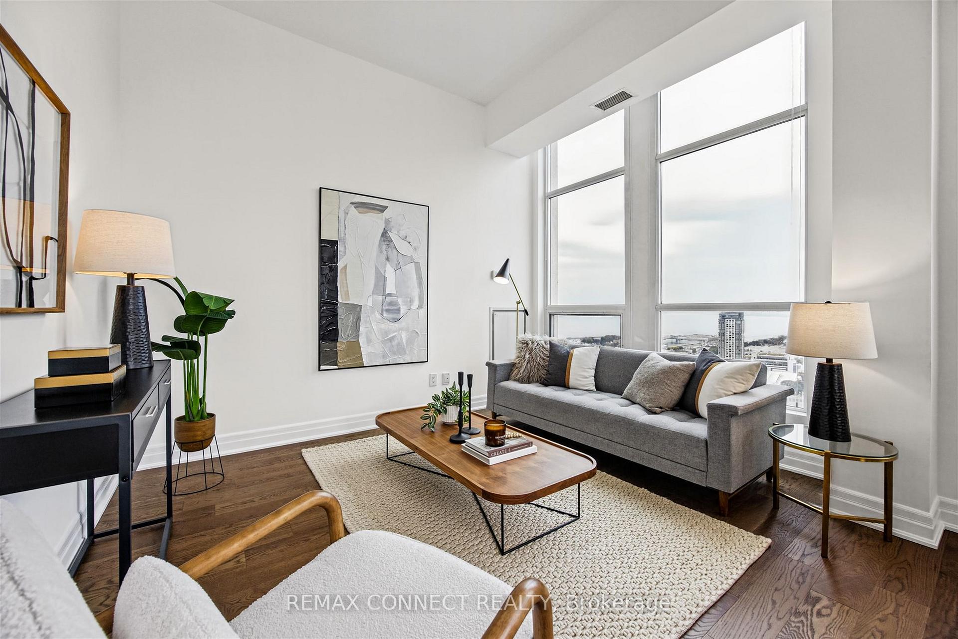 Photo 14 of Unit PH1, 628 Fleet Street, Toronto, Niagara — HOMEH