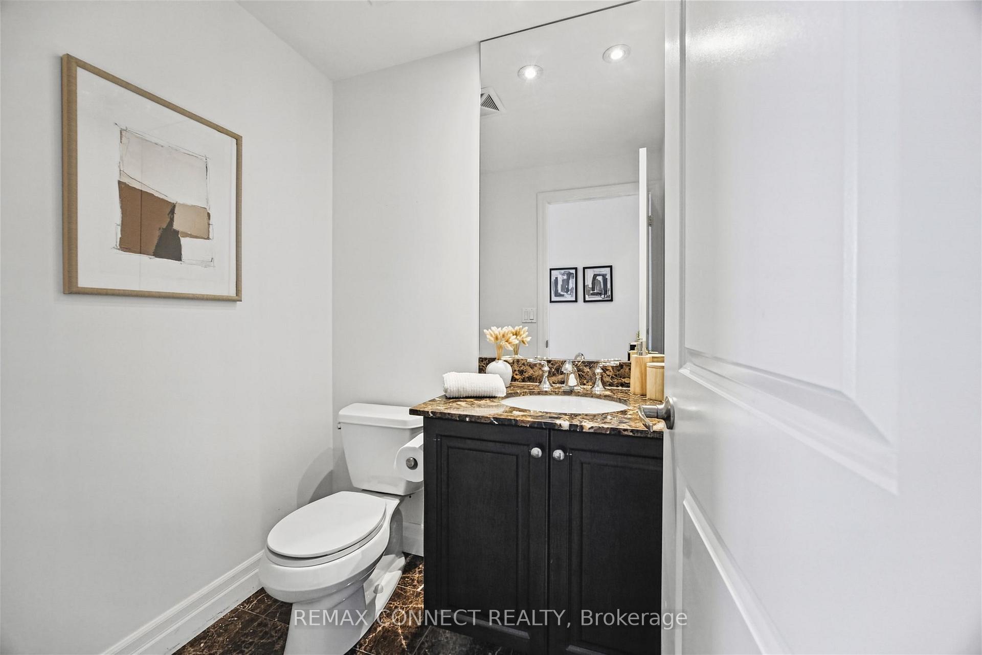 Photo 16 of Unit PH1, 628 Fleet Street, Toronto, Niagara — HOMEH