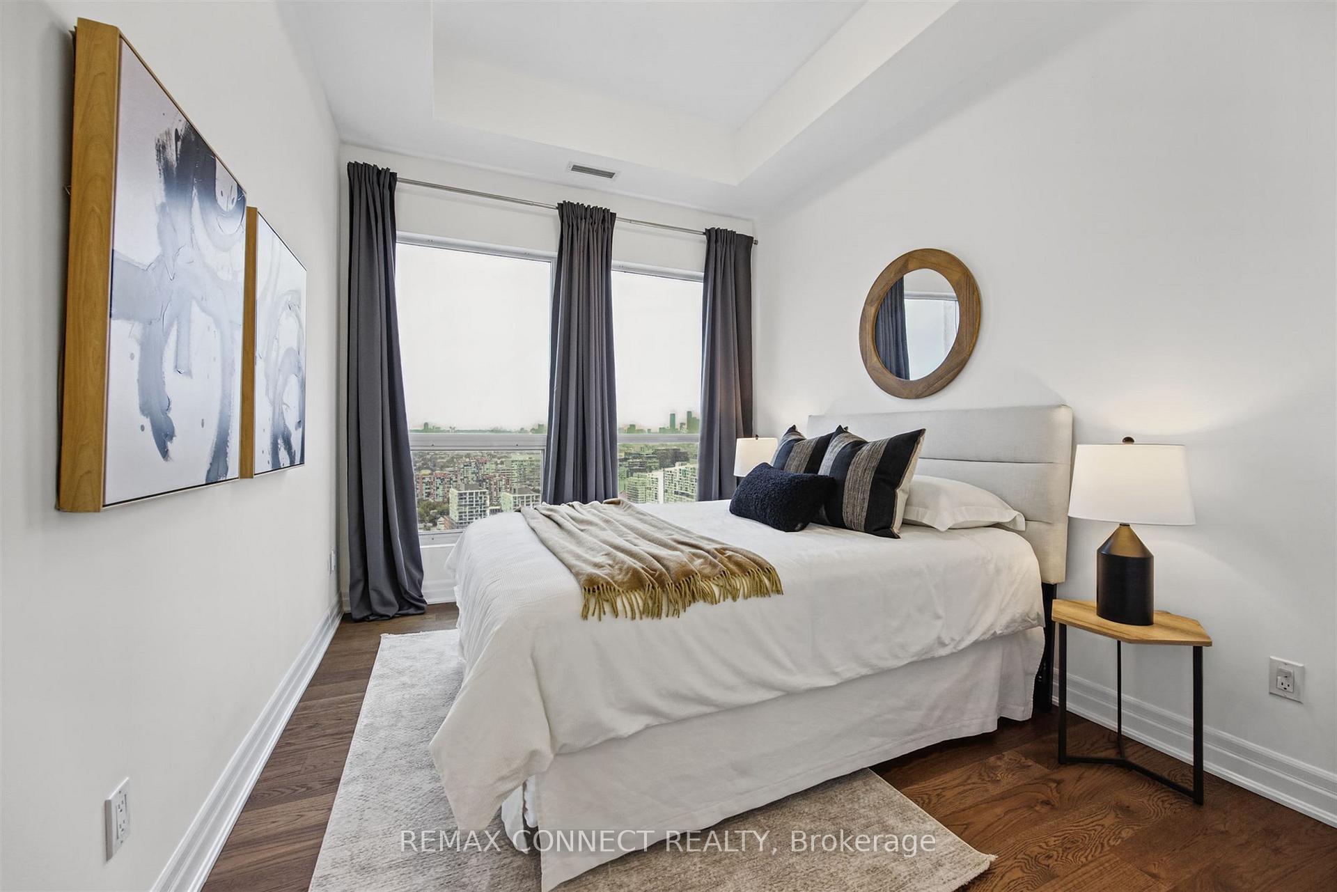 Photo 21 of Unit PH1, 628 Fleet Street, Toronto, Niagara — HOMEH