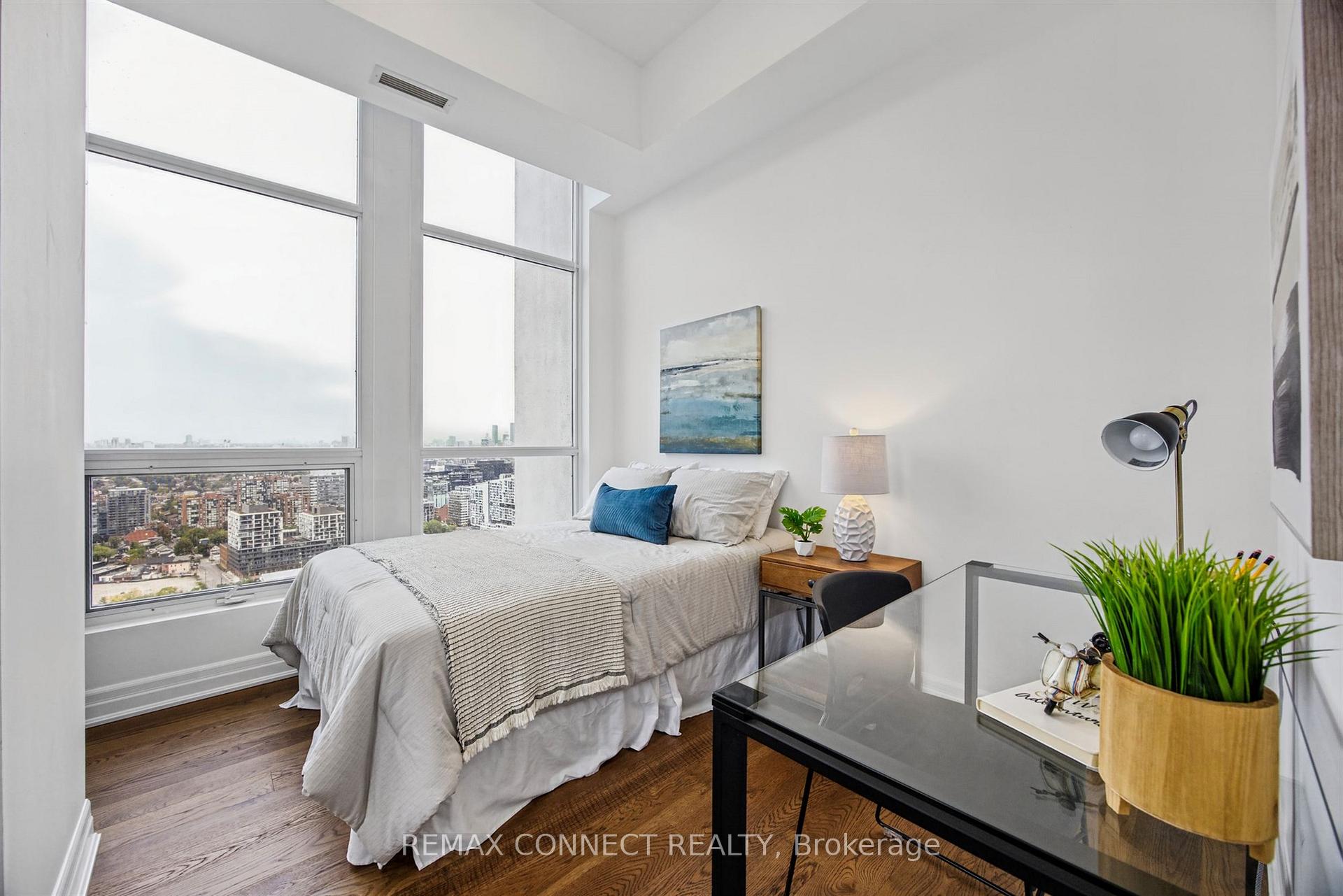 Photo 23 of Unit PH1, 628 Fleet Street, Toronto, Niagara — HOMEH