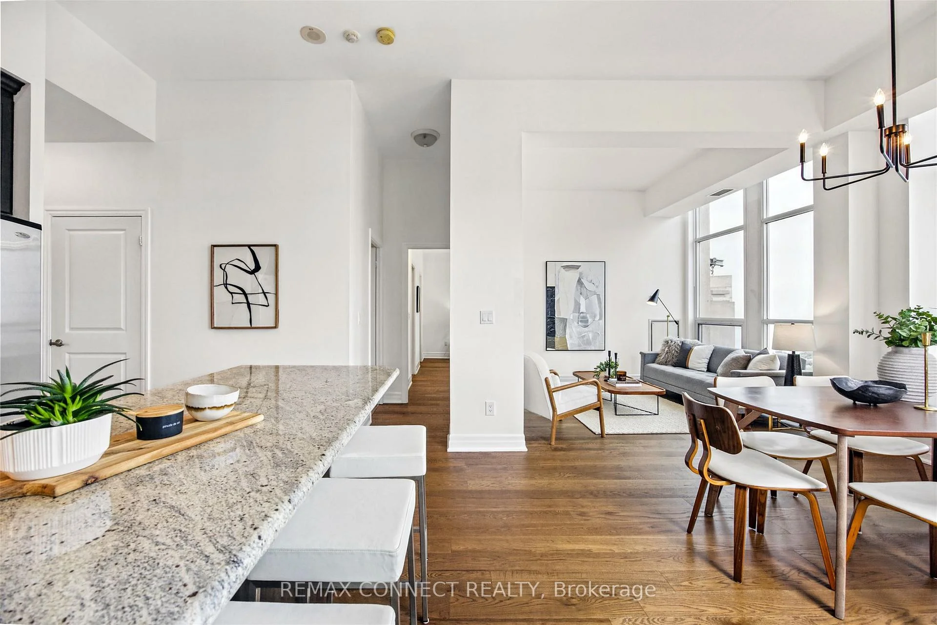 Photo 8 of Unit PH1, 628 Fleet Street, Toronto, Niagara — HOMEH