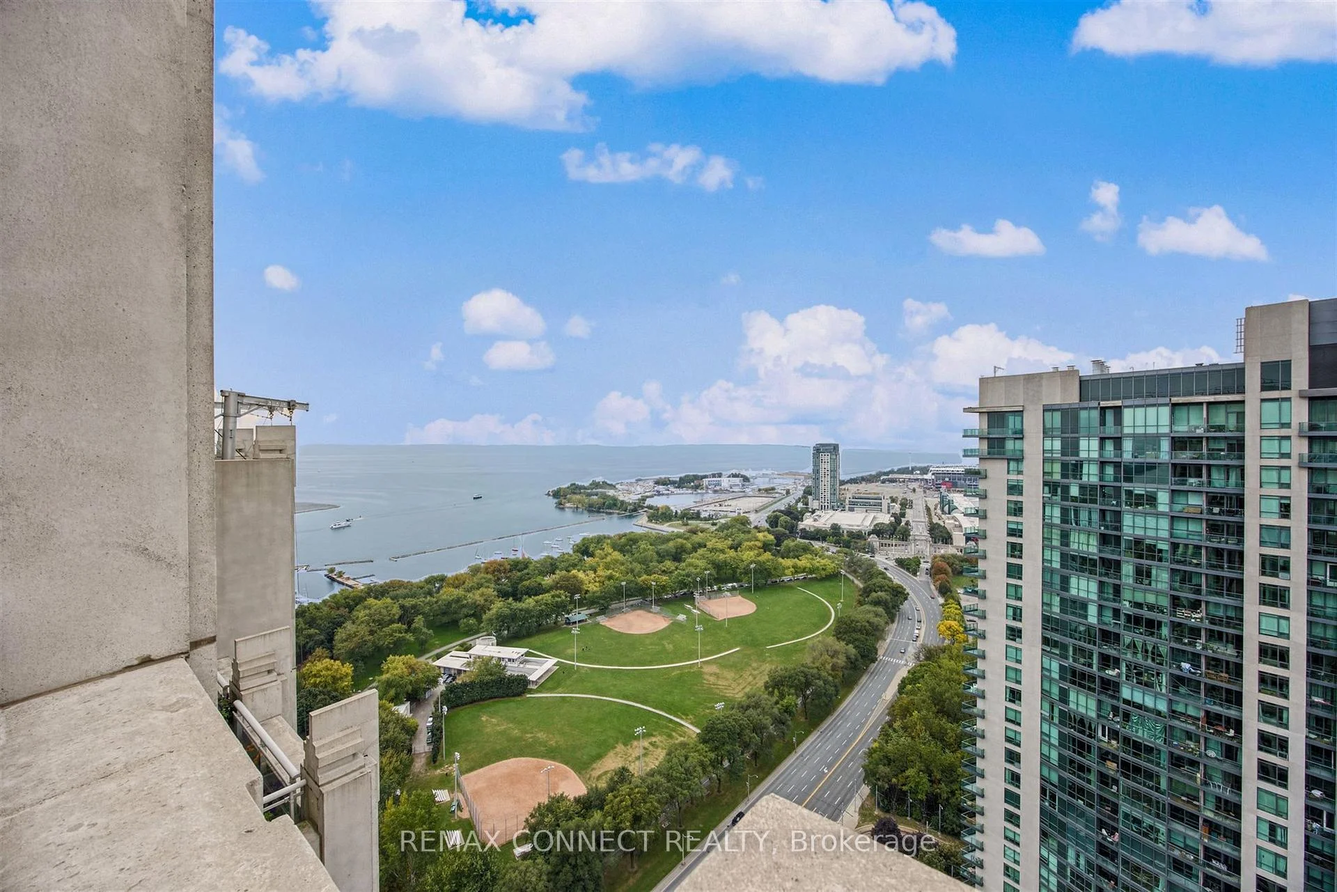 Photo 30 of Unit PH1, 628 Fleet Street, Toronto, Niagara — HOMEH