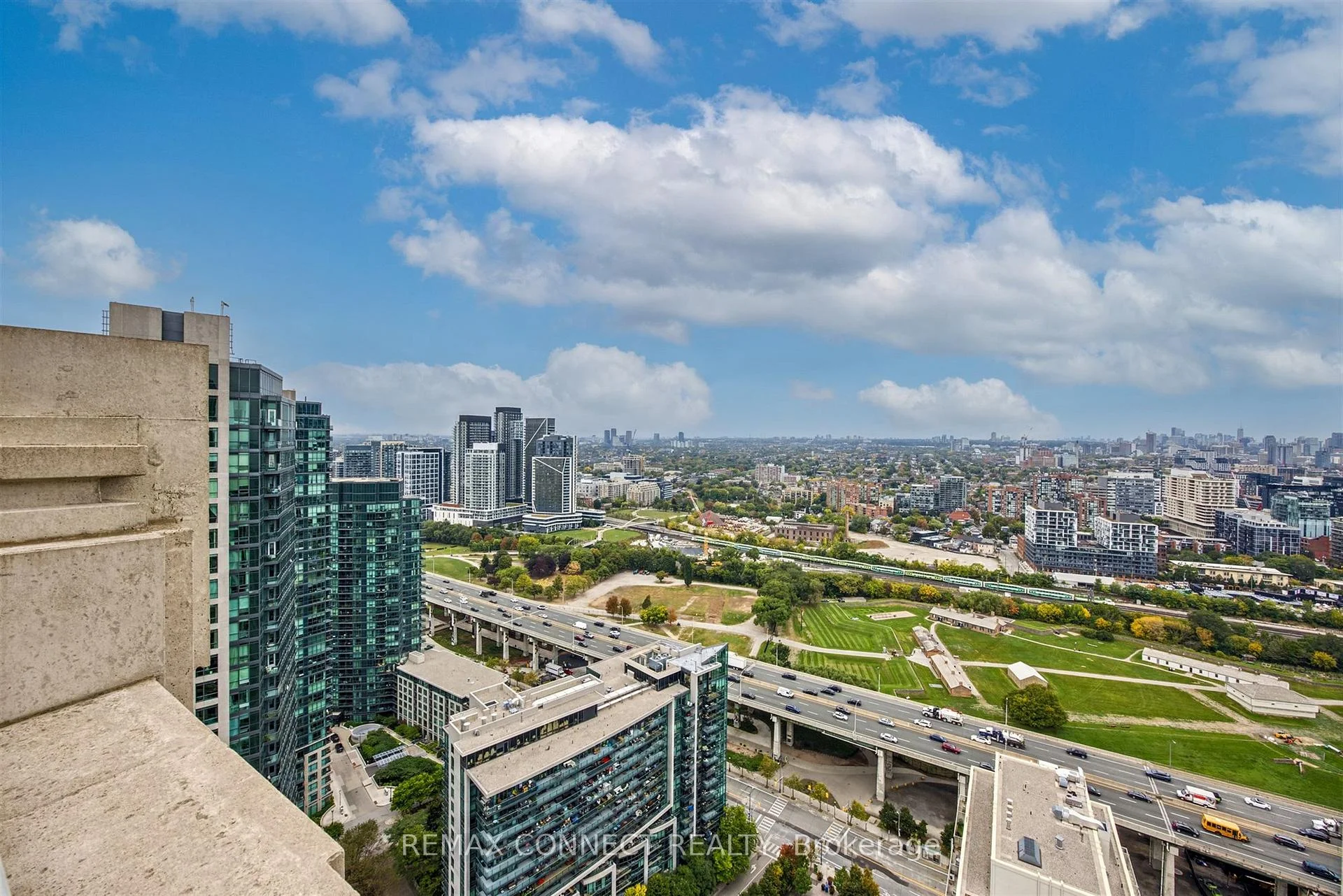 Photo 33 of Unit PH1, 628 Fleet Street, Toronto, Niagara — HOMEH