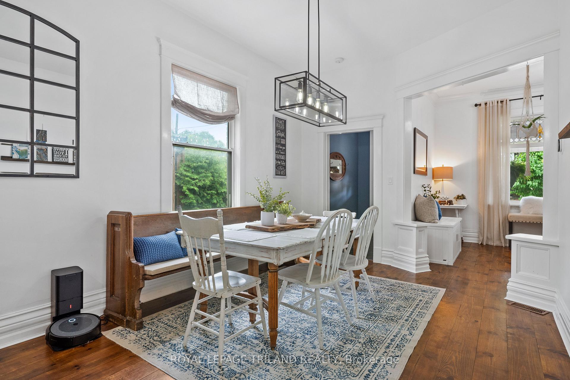 Photo 5 of 946 Dufferin Avenue, London, East G — HOMEH