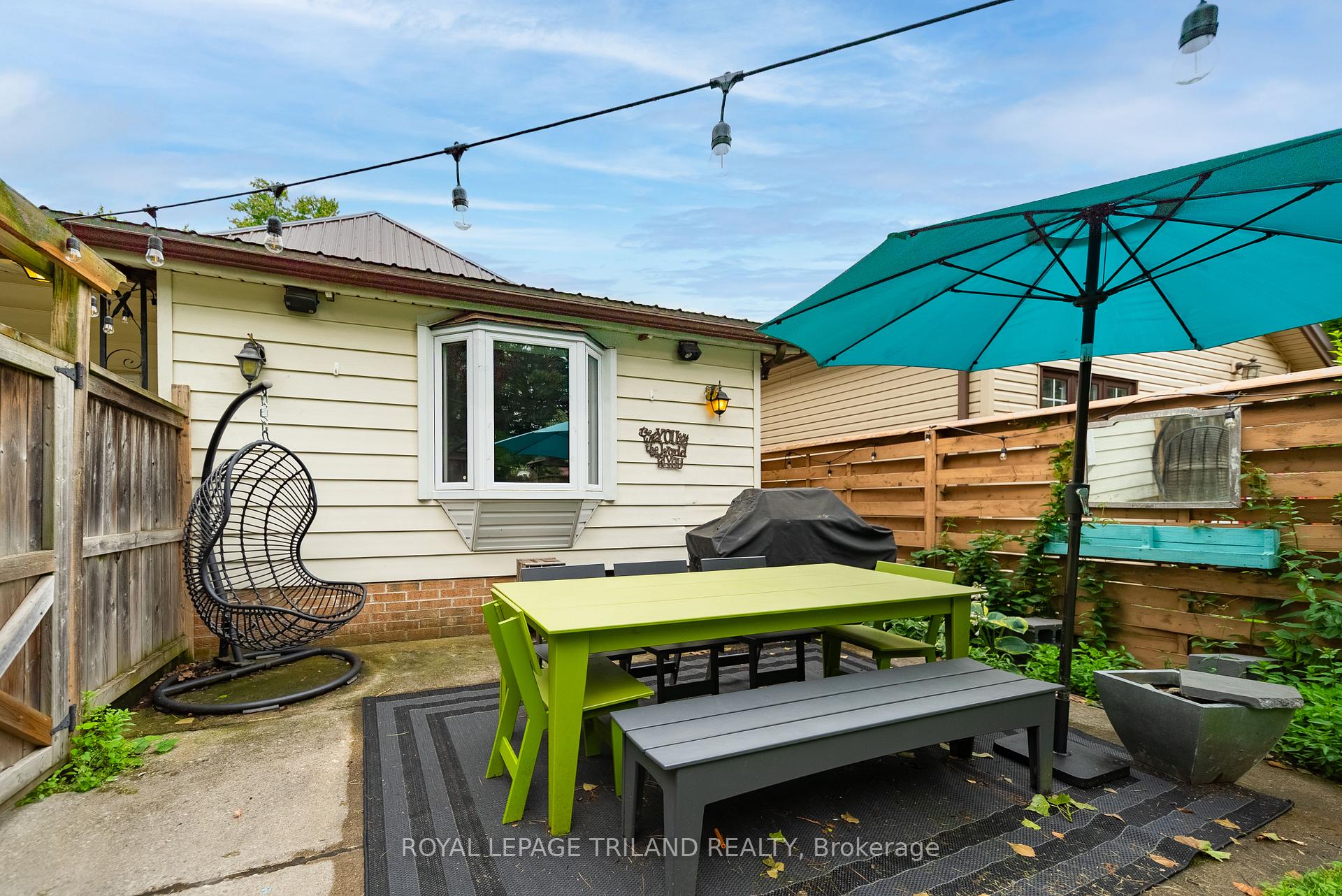 Photo 27 of 946 Dufferin Avenue, London, East G — HOMEH