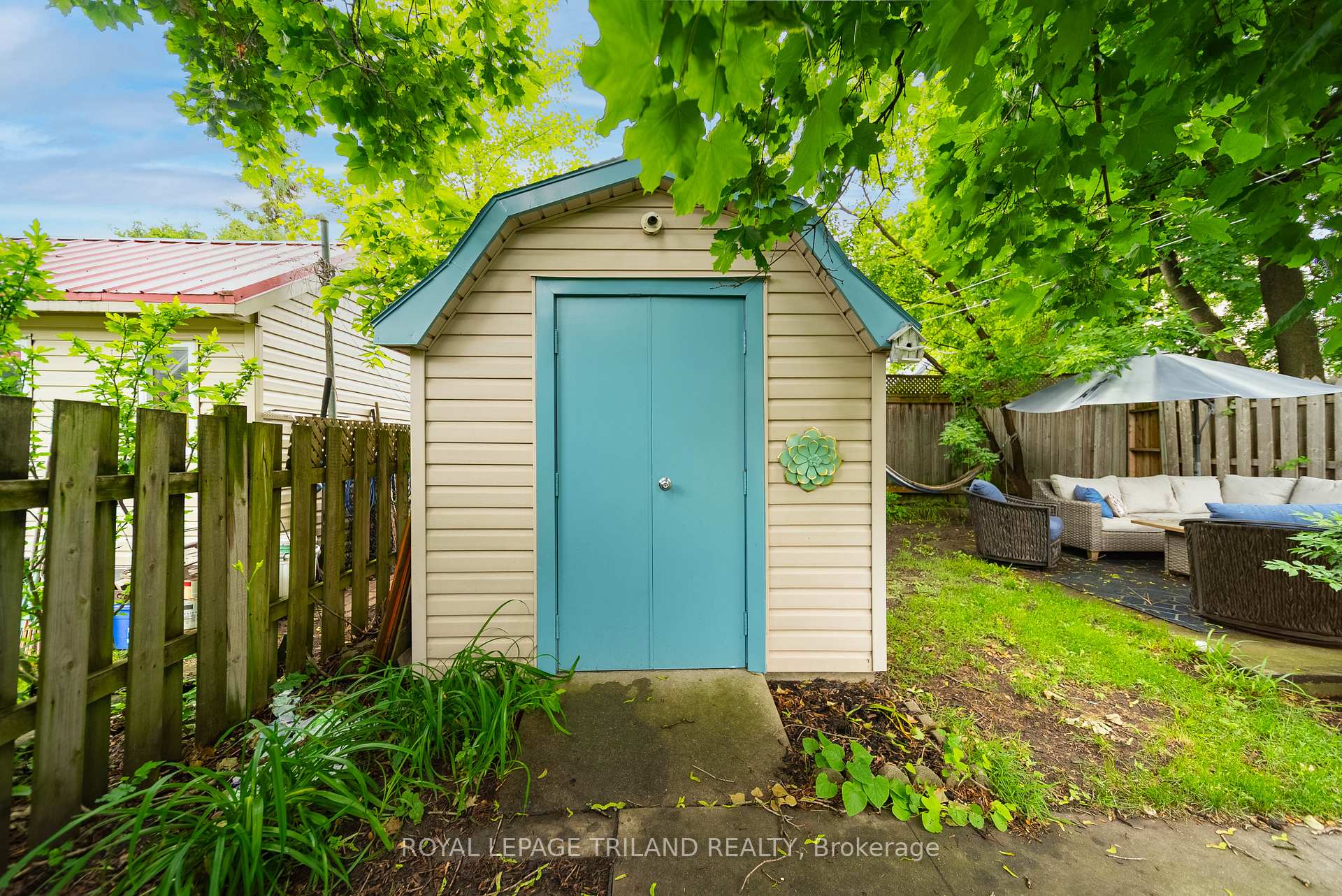Photo 33 of 946 Dufferin Avenue, London, East G — HOMEH