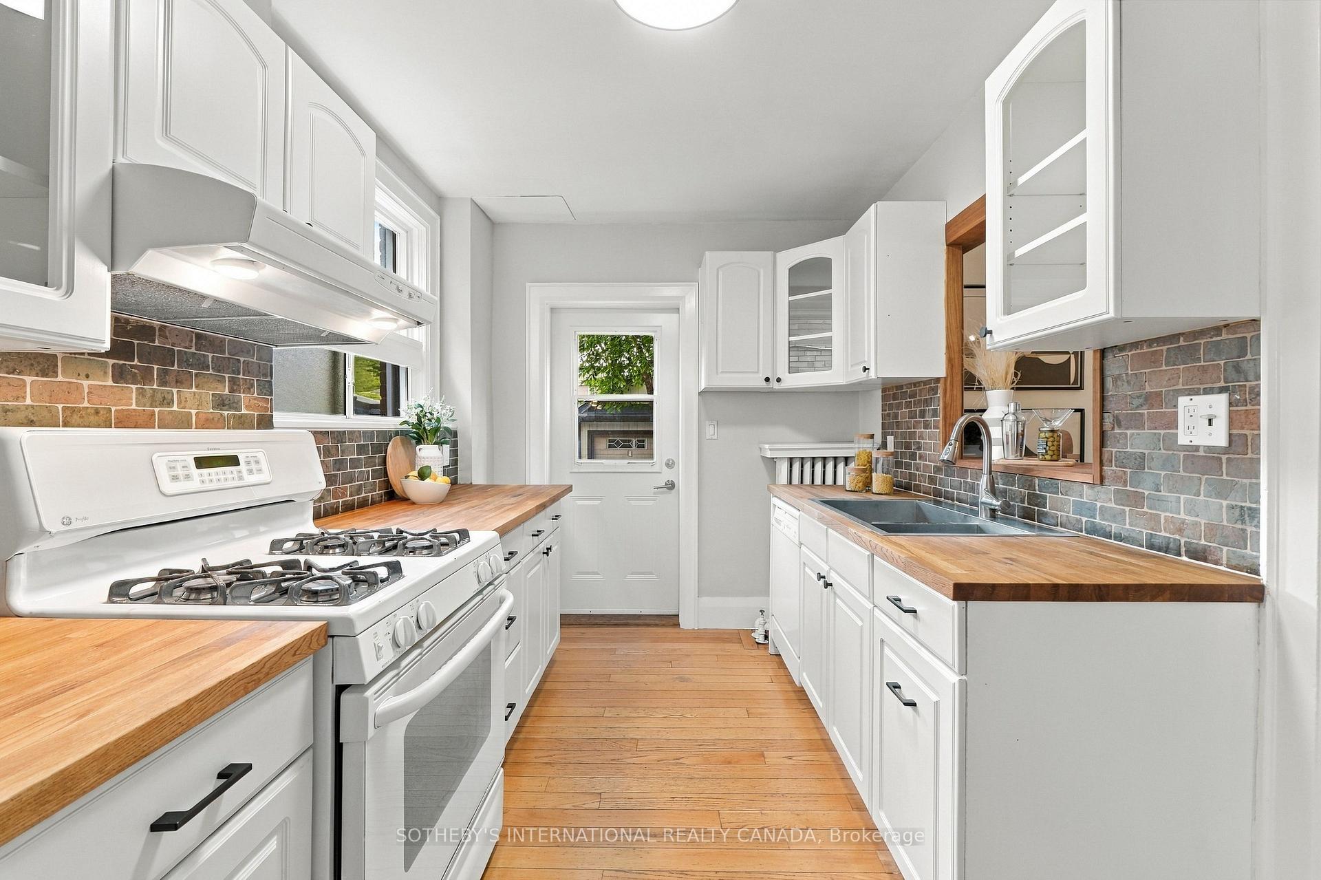 Photo 9 of 21 Sylvan Avenue, Toronto, Dufferin Grove — HOMEH