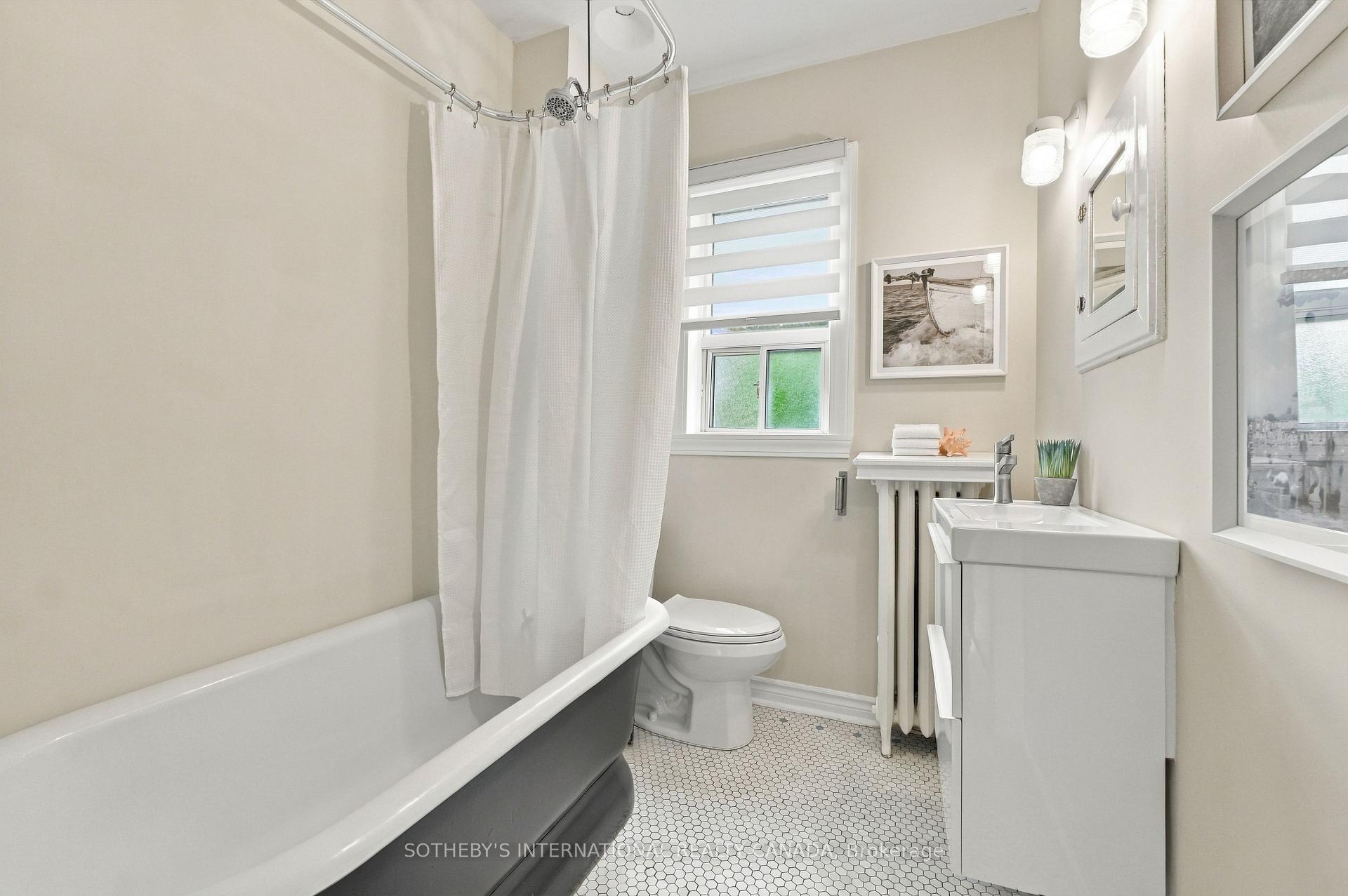 Photo 18 of 21 Sylvan Avenue, Toronto, Dufferin Grove — HOMEH