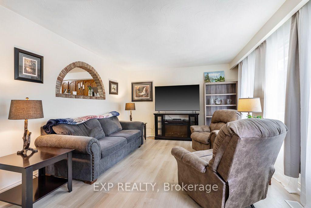 Photo 7 of 297 Linden Street, Oshawa, Donevan — HOMEH