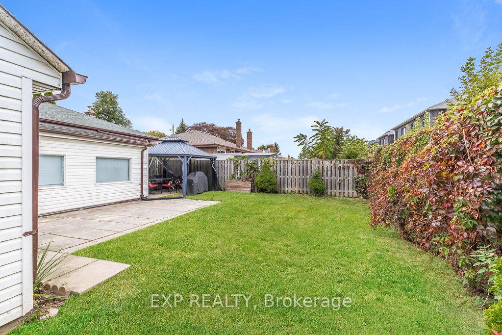 Photo 18 of 297 Linden Street, Oshawa, Donevan — HOMEH