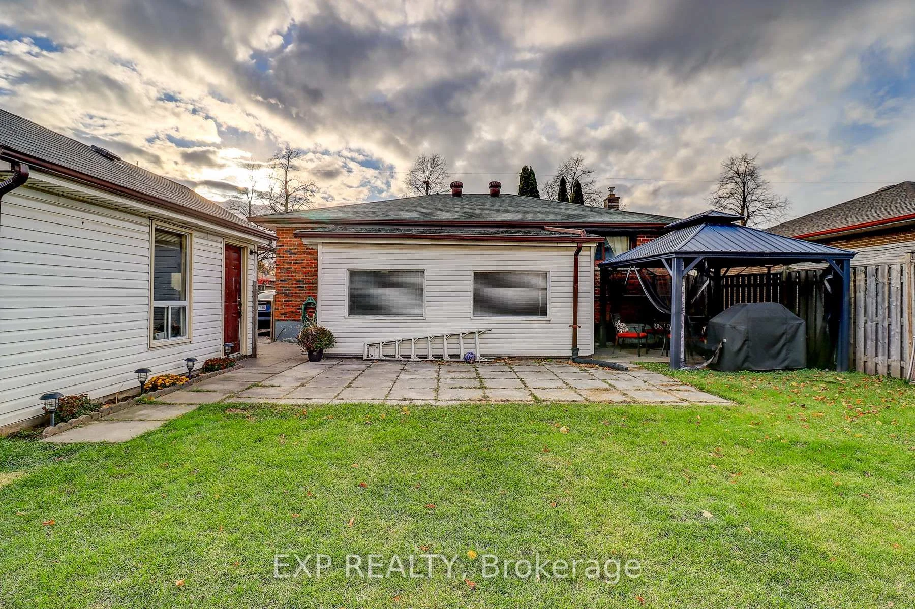 Photo 55 of 297 Linden Street, Oshawa, Donevan — HOMEH