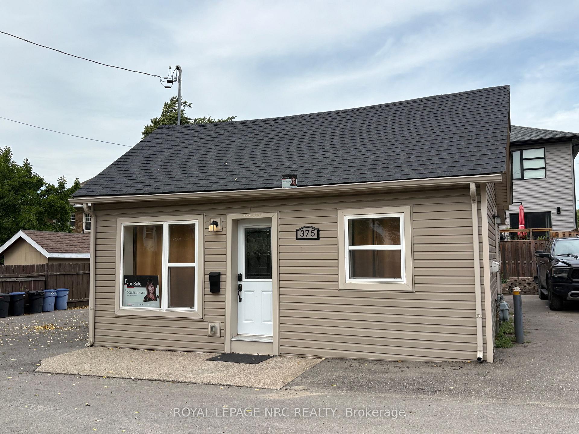 Photo 2 of 375 Glendale Avenue, St. Catharines, Secord Woods — HOMEH