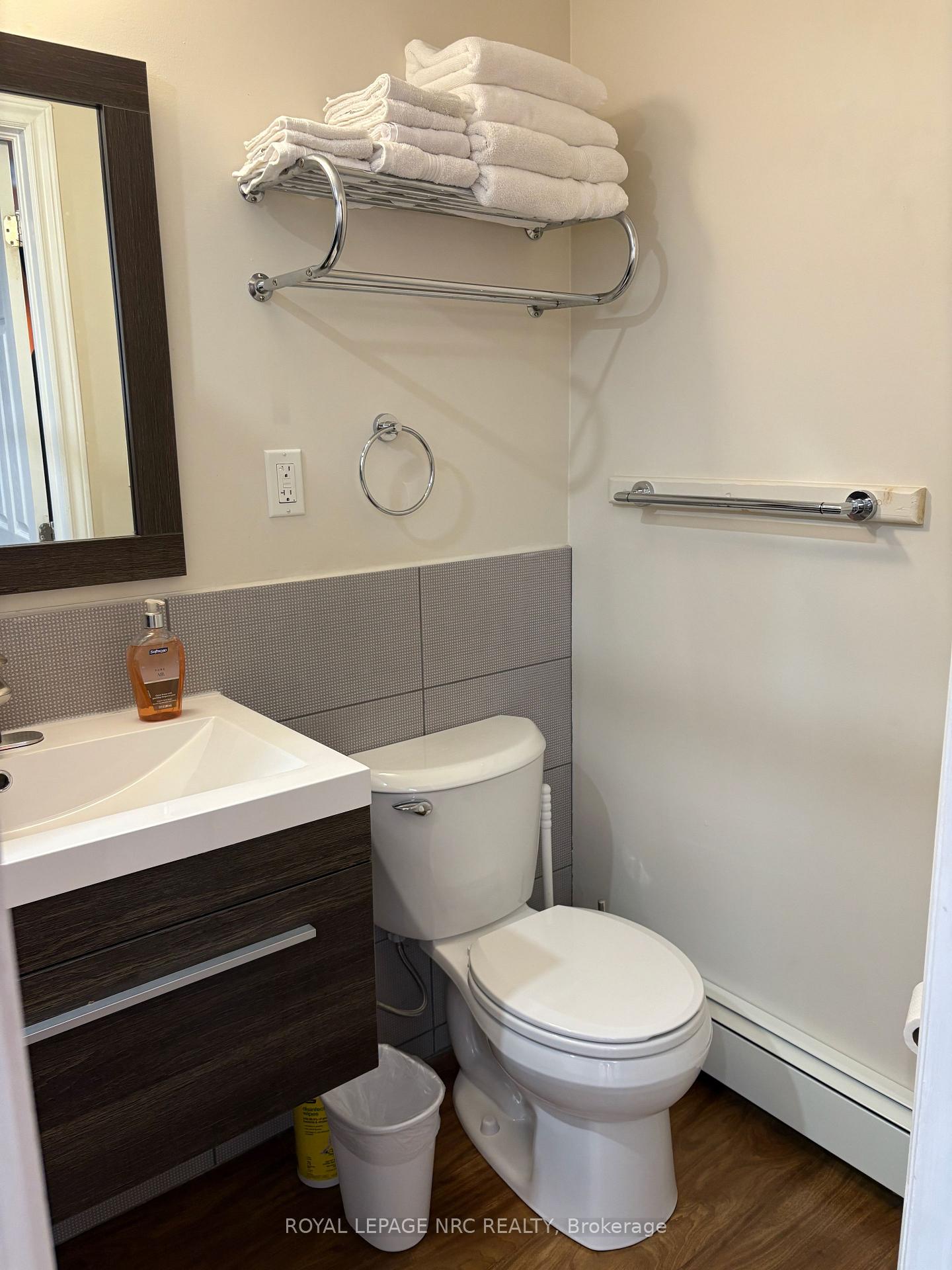 Photo 8 of 375 Glendale Avenue, St. Catharines, Secord Woods — HOMEH