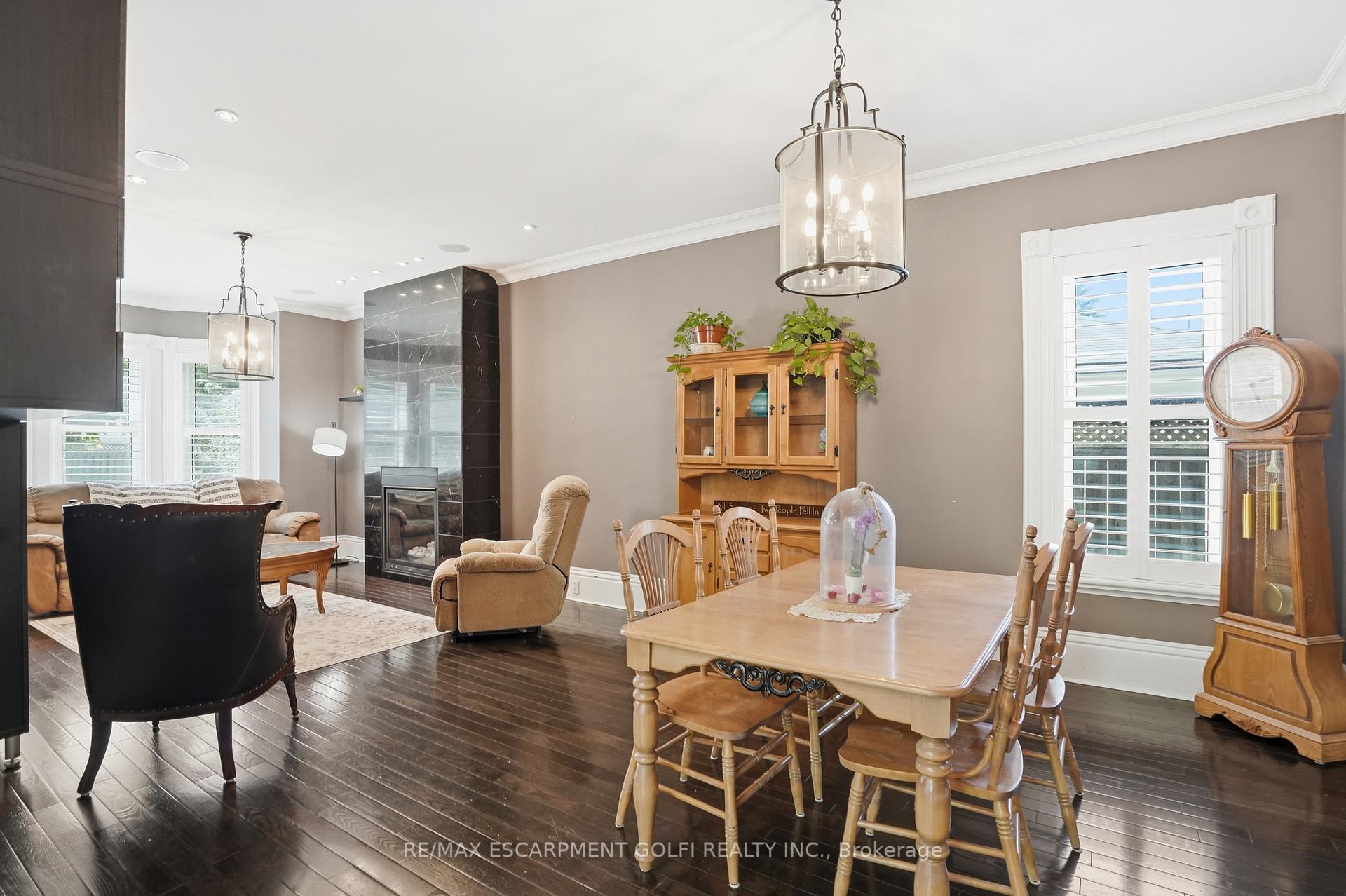 Photo 7 of 86 Oak Street, Brantford, Old West Brant — HOMEH