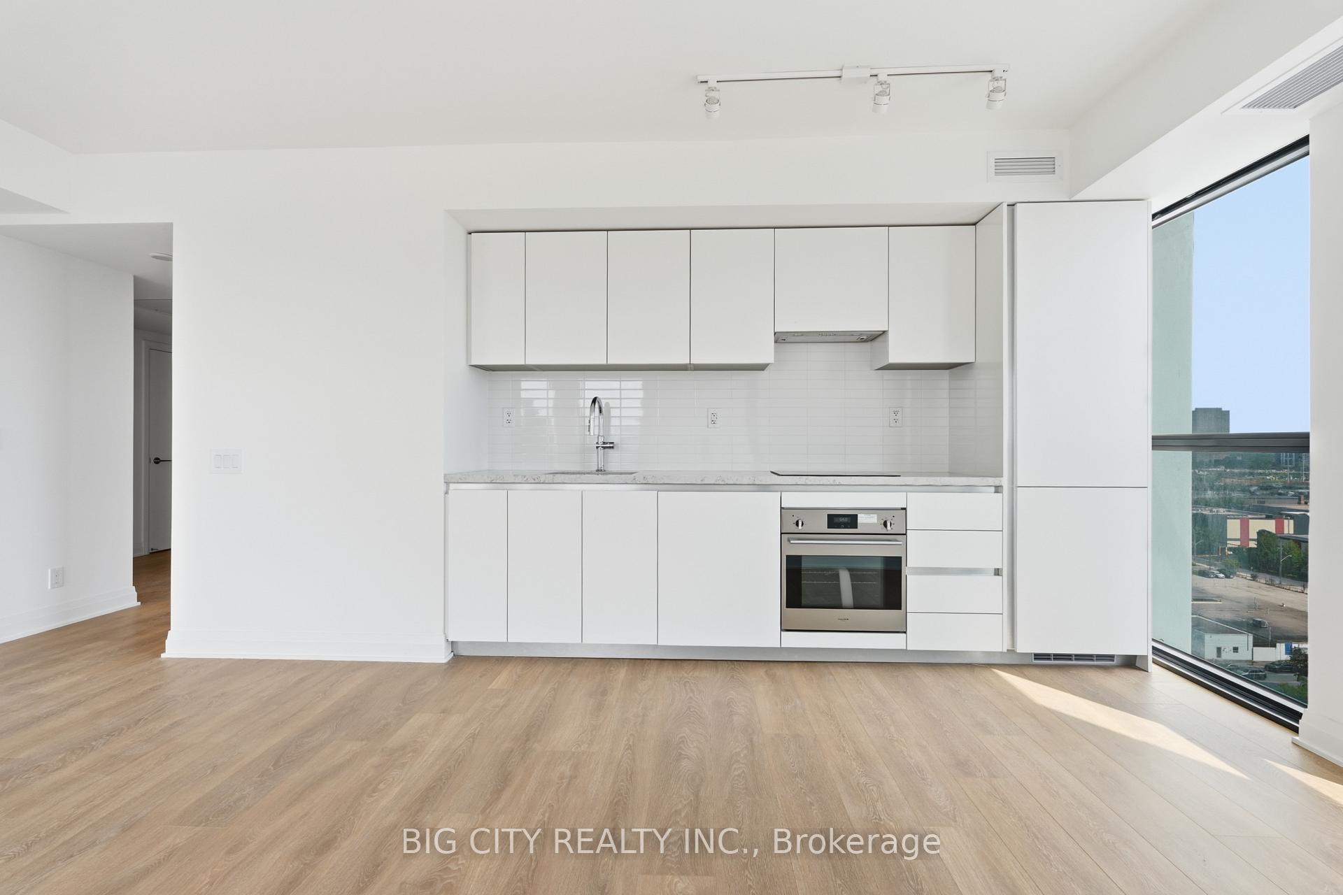 Photo 7 of Unit 1202, 25 Frederick Way, Toronto, Thorncliffe Park — HOMEH