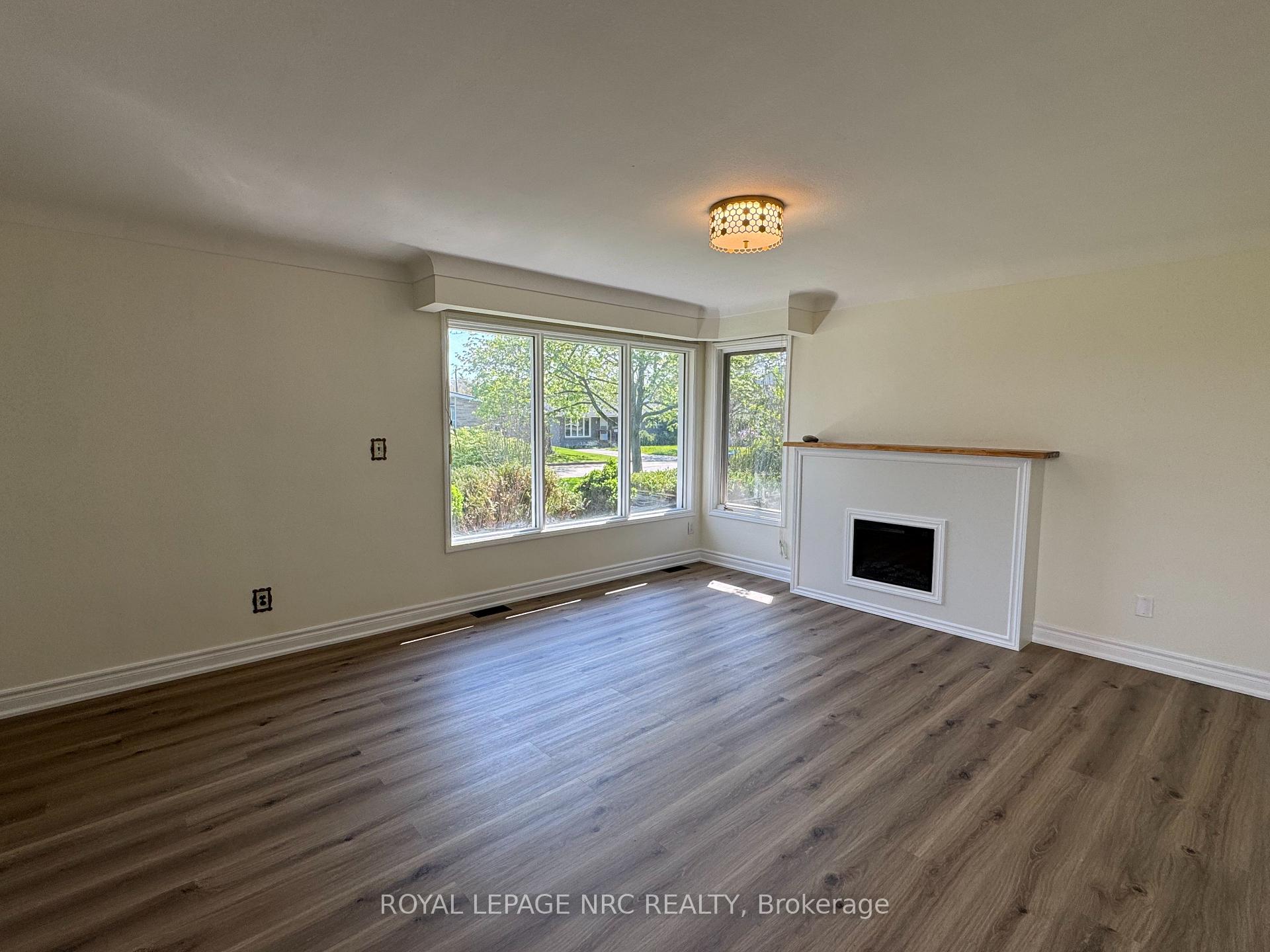 Photo 5 of 11 Richard Street, St. Catharines, Glendale/Glenridge — HOMEH
