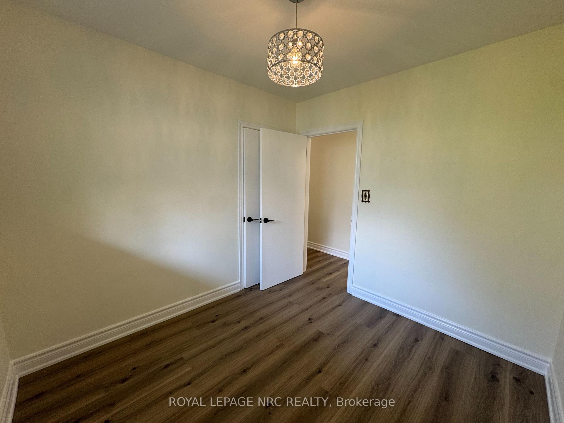 Photo 15 of 11 Richard Street, St. Catharines, Glendale/Glenridge — HOMEH