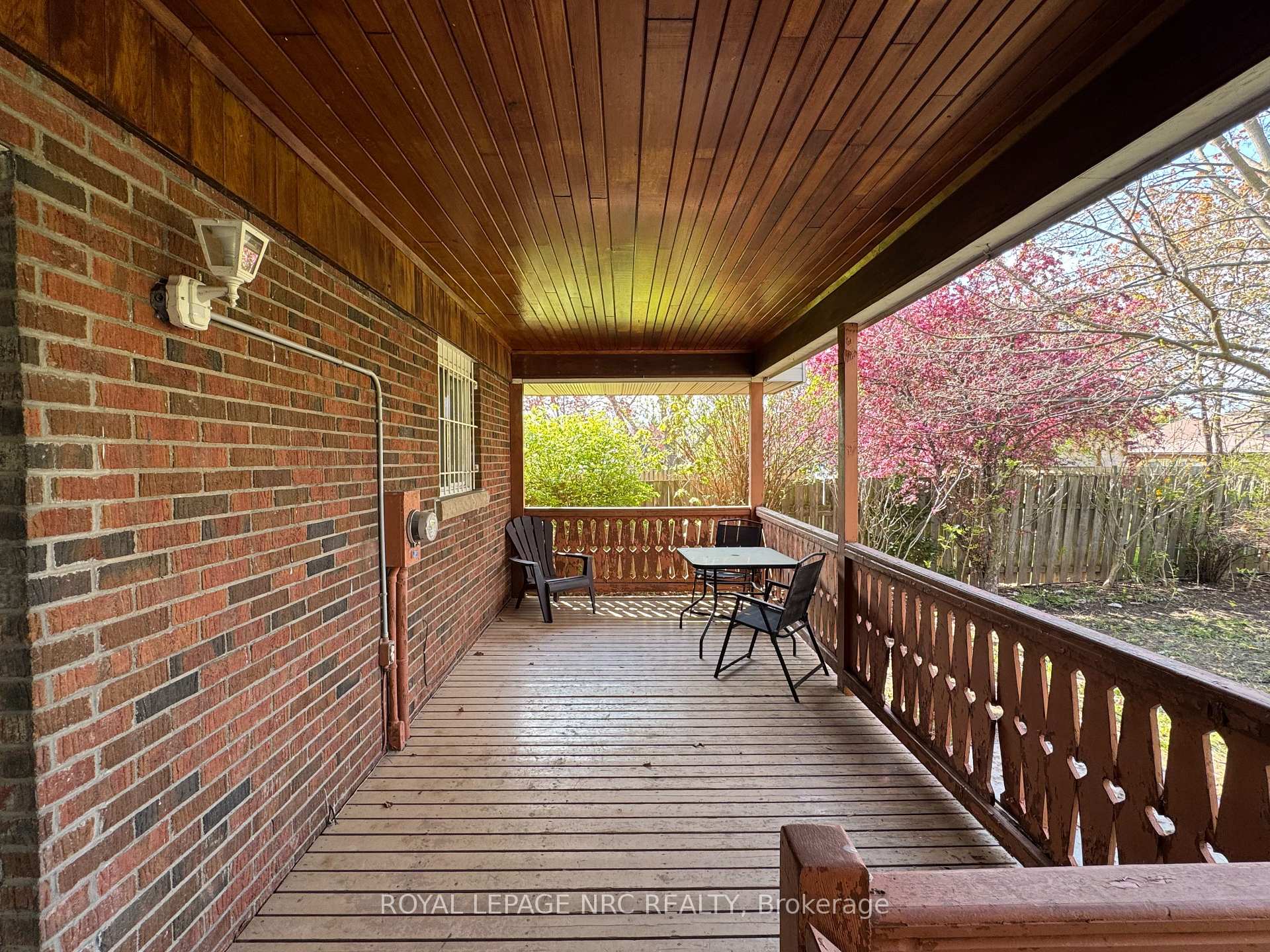 Photo 21 of 11 Richard Street, St. Catharines, Glendale/Glenridge — HOMEH