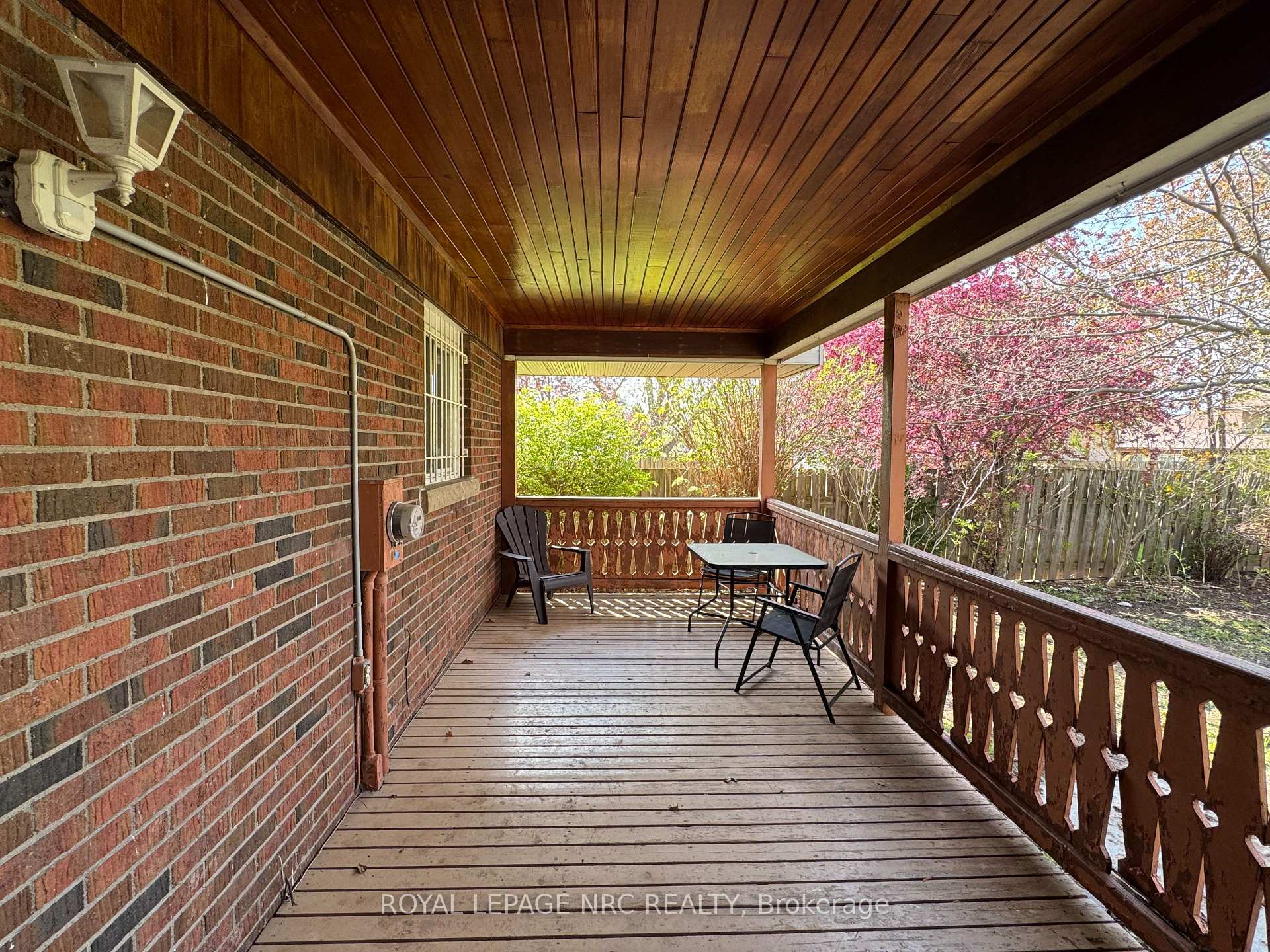 Photo 22 of 11 Richard Street, St. Catharines, Glendale/Glenridge — HOMEH