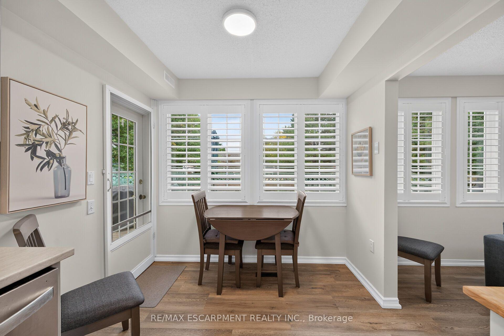 Photo 19 of 376 Silverbirch Boulevard, Hamilton, Mount Hope — HOMEH