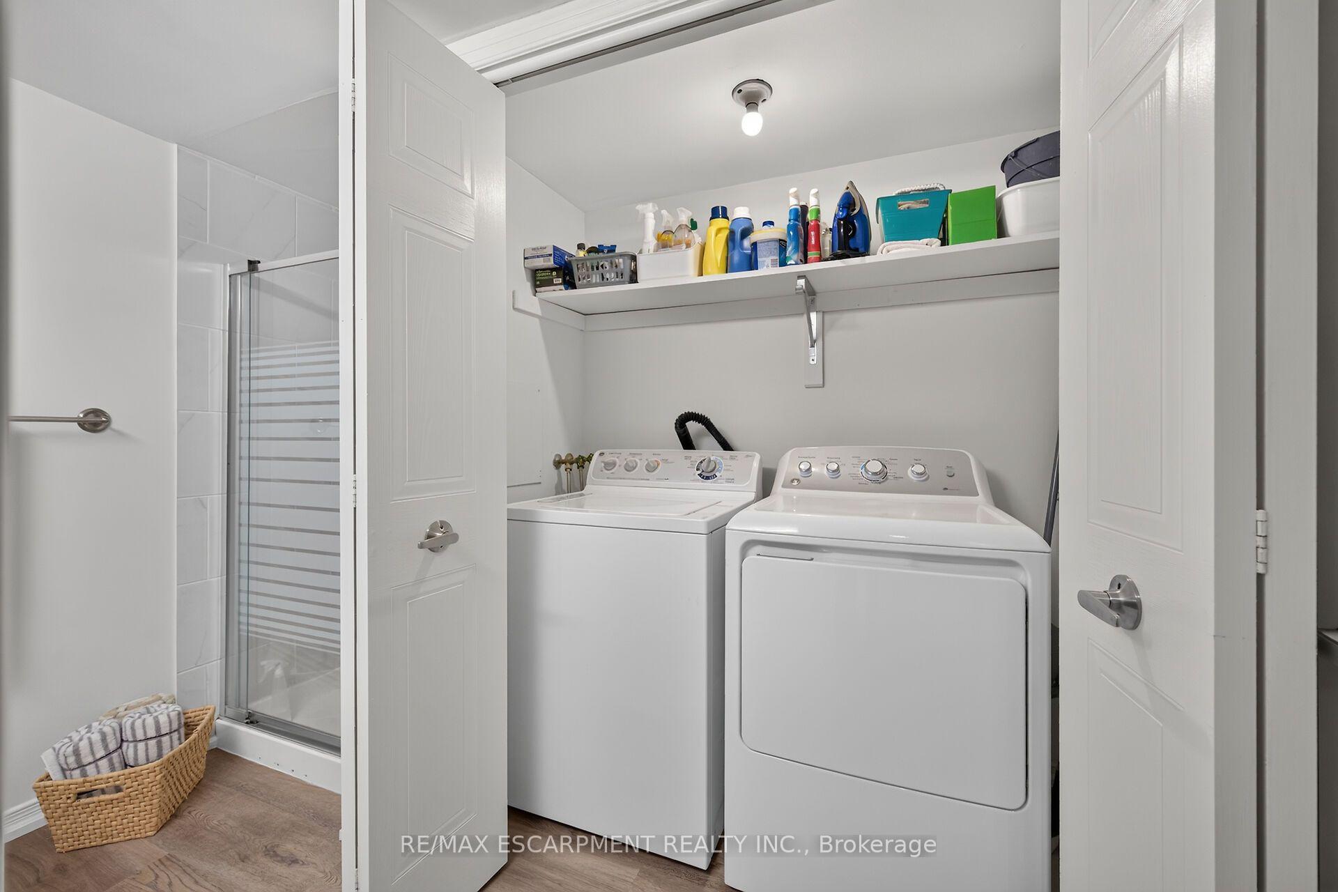 Photo 28 of 376 Silverbirch Boulevard, Hamilton, Mount Hope — HOMEH