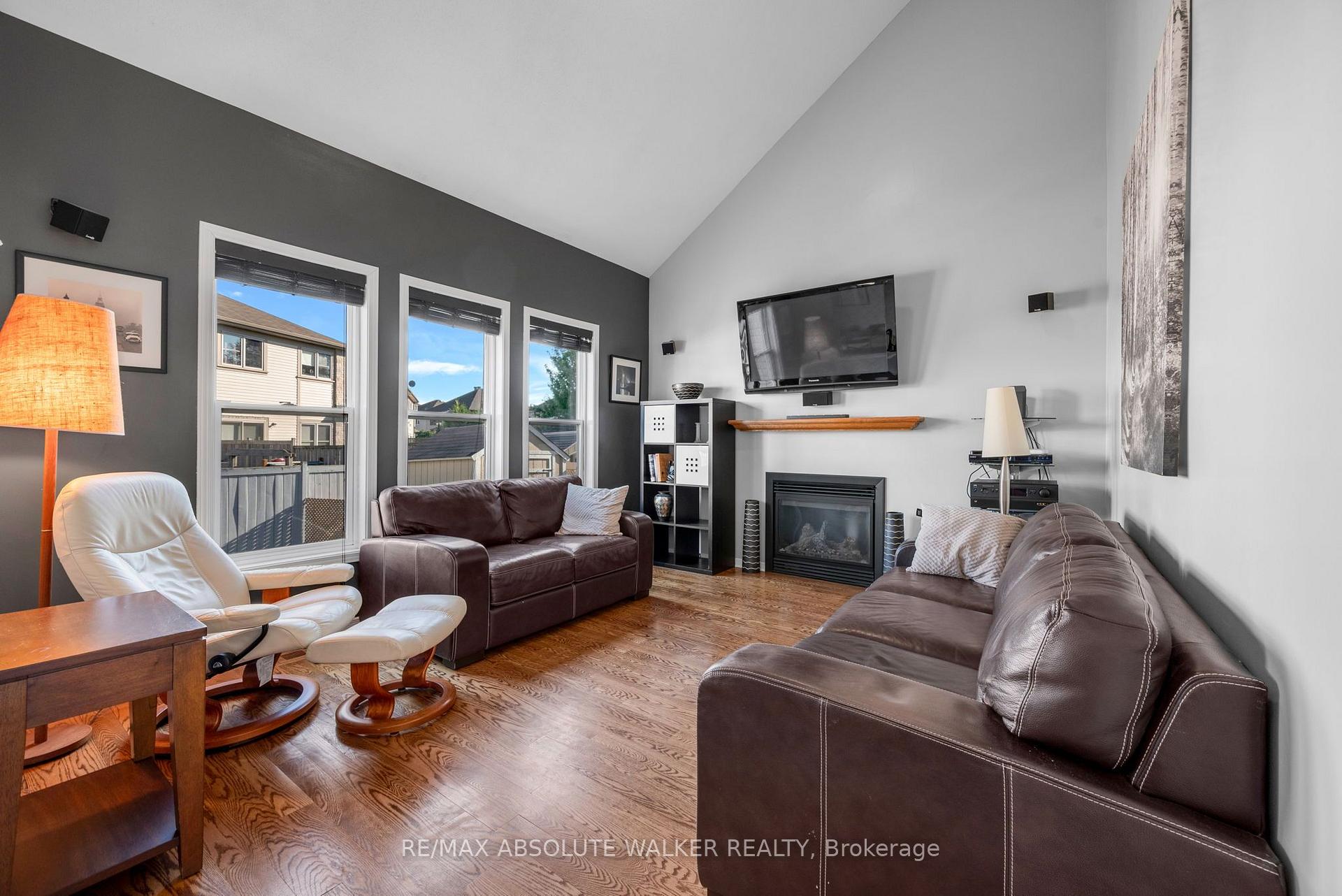 Photo 9 of 1046 Fieldfair Way, Ottawa, Notting Hill/Summerside — HOMEH
