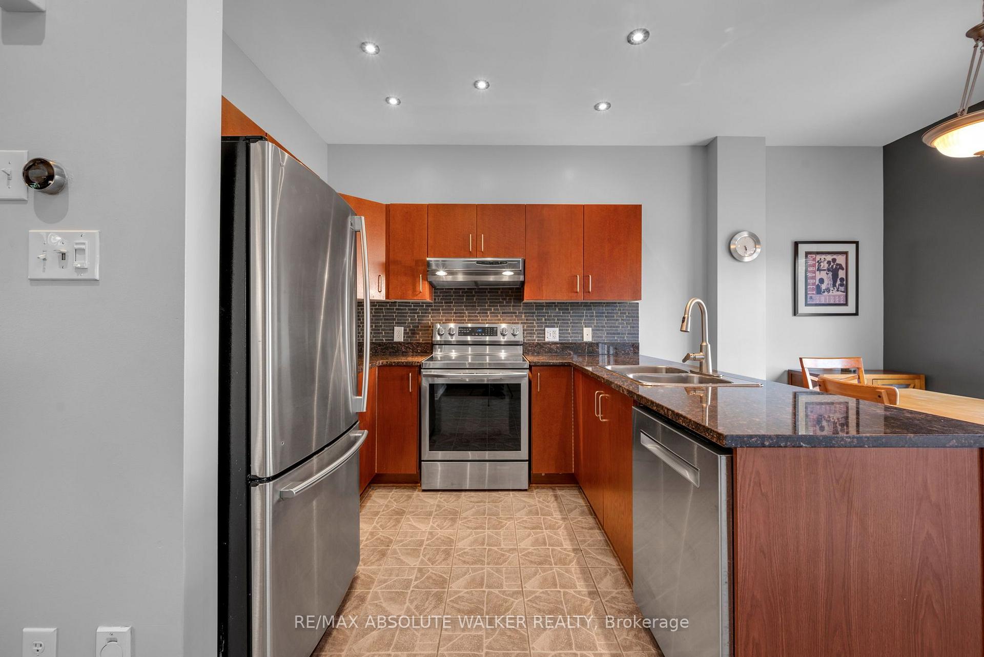 Photo 13 of 1046 Fieldfair Way, Ottawa, Notting Hill/Summerside — HOMEH