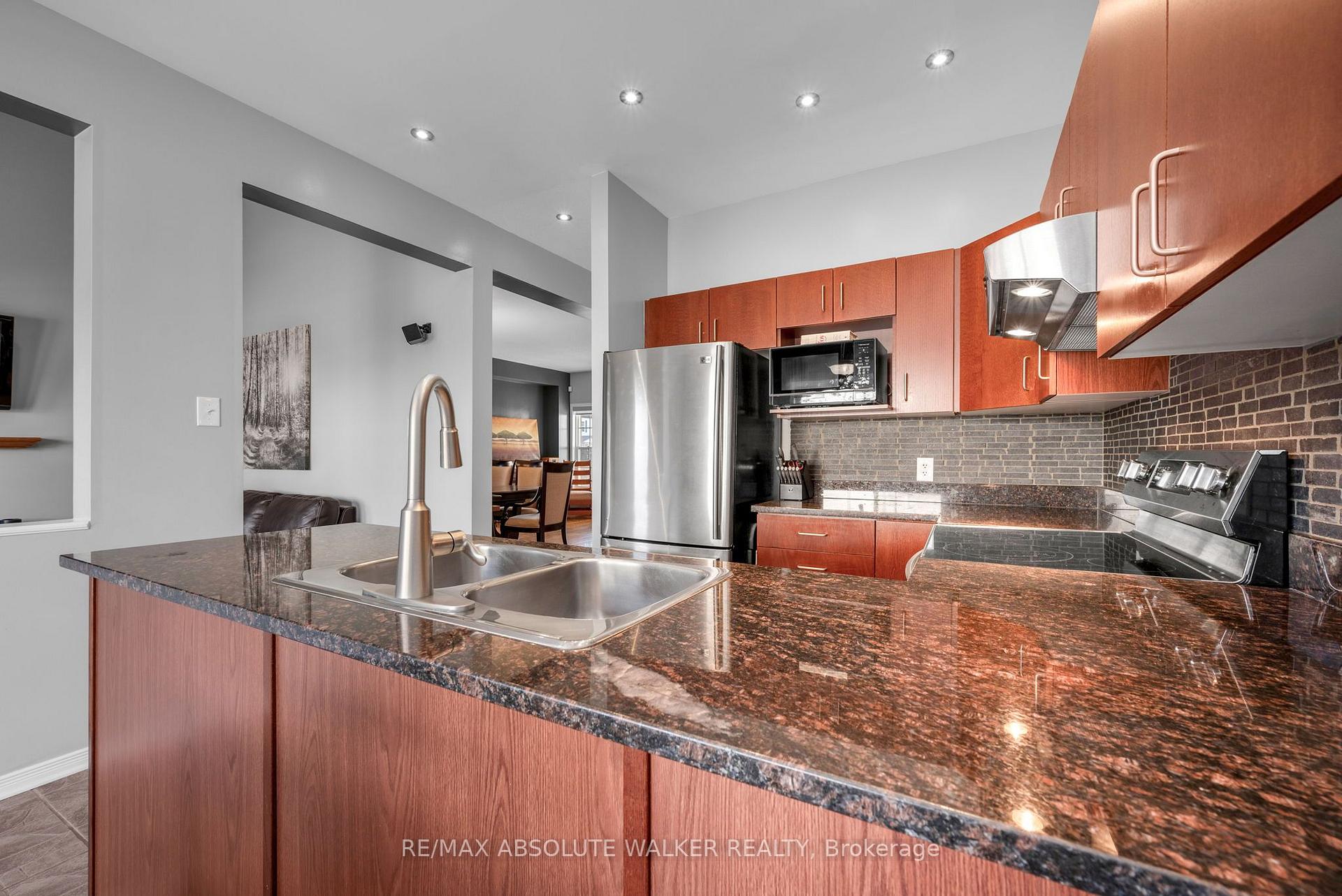 Photo 15 of 1046 Fieldfair Way, Ottawa, Notting Hill/Summerside — HOMEH