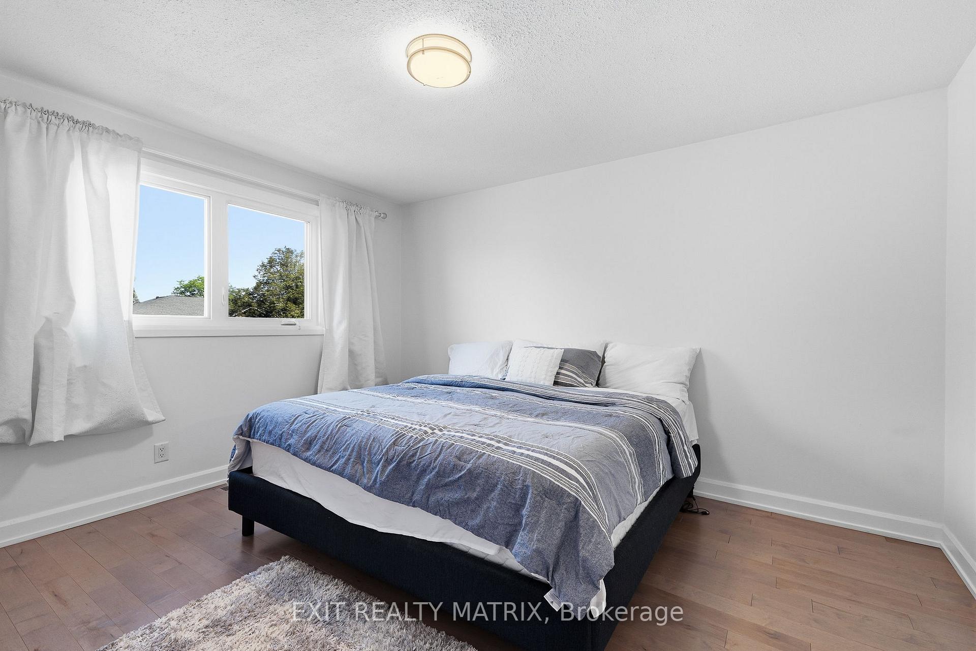 Photo 31 of 636 Merkley Drive, Ottawa, Fallingbrook/Pineridge — HOMEH