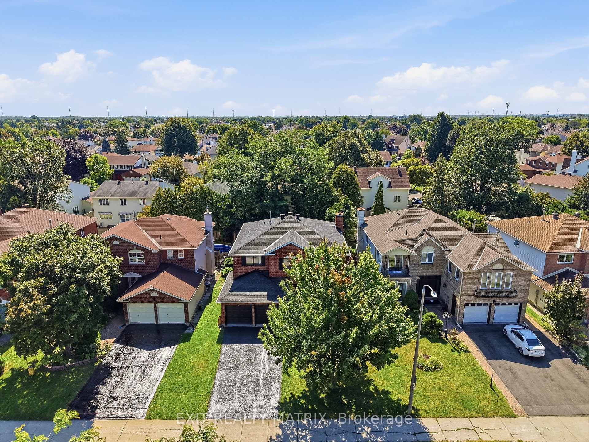 Photo 42 of 636 Merkley Drive, Ottawa, Fallingbrook/Pineridge — HOMEH