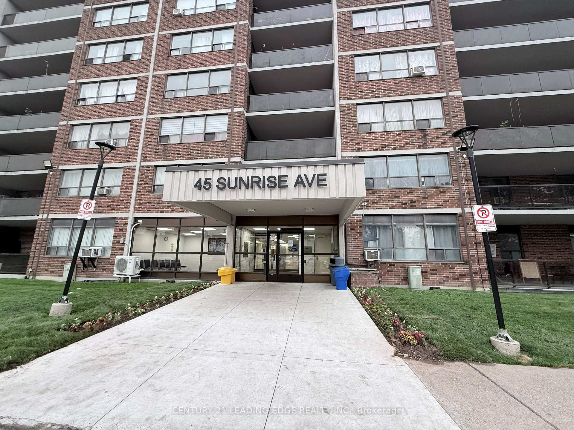 Photo of Unit 701, 45 Sunrise Avenue