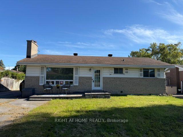 Photo 2 of 24 Largo Crescent S, Ottawa, Meadowlands/Crestview — HOMEH