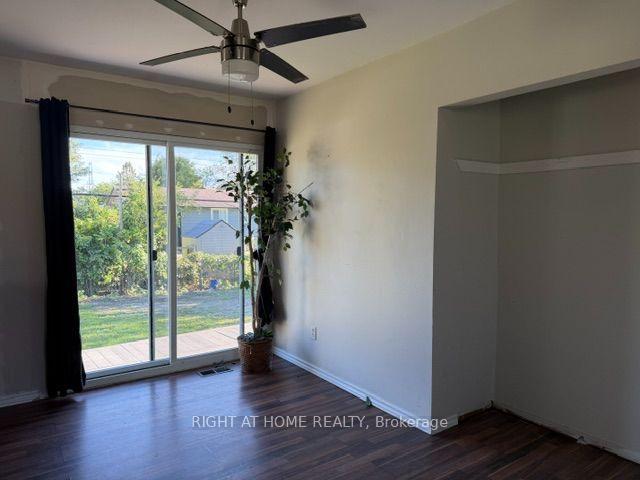 Photo 28 of 24 Largo Crescent S, Ottawa, Meadowlands/Crestview — HOMEH