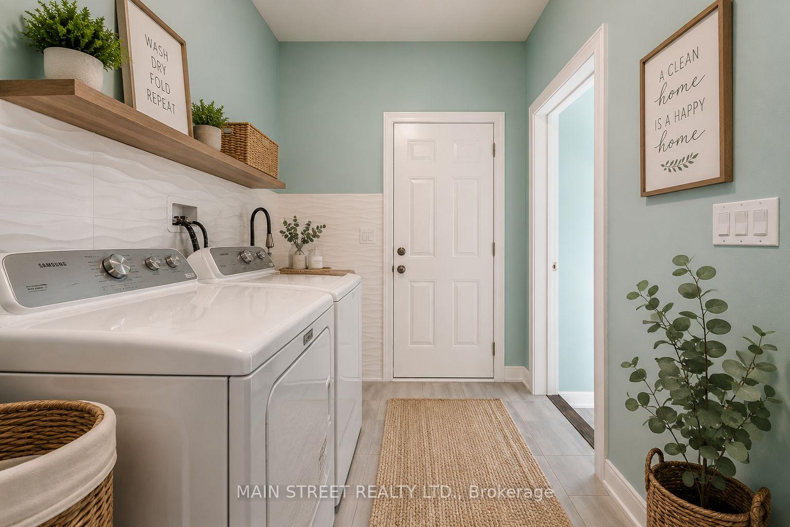 Photo 36 of 2 Bay Vista Gate, Quinte West, Murray Ward — HOMEH