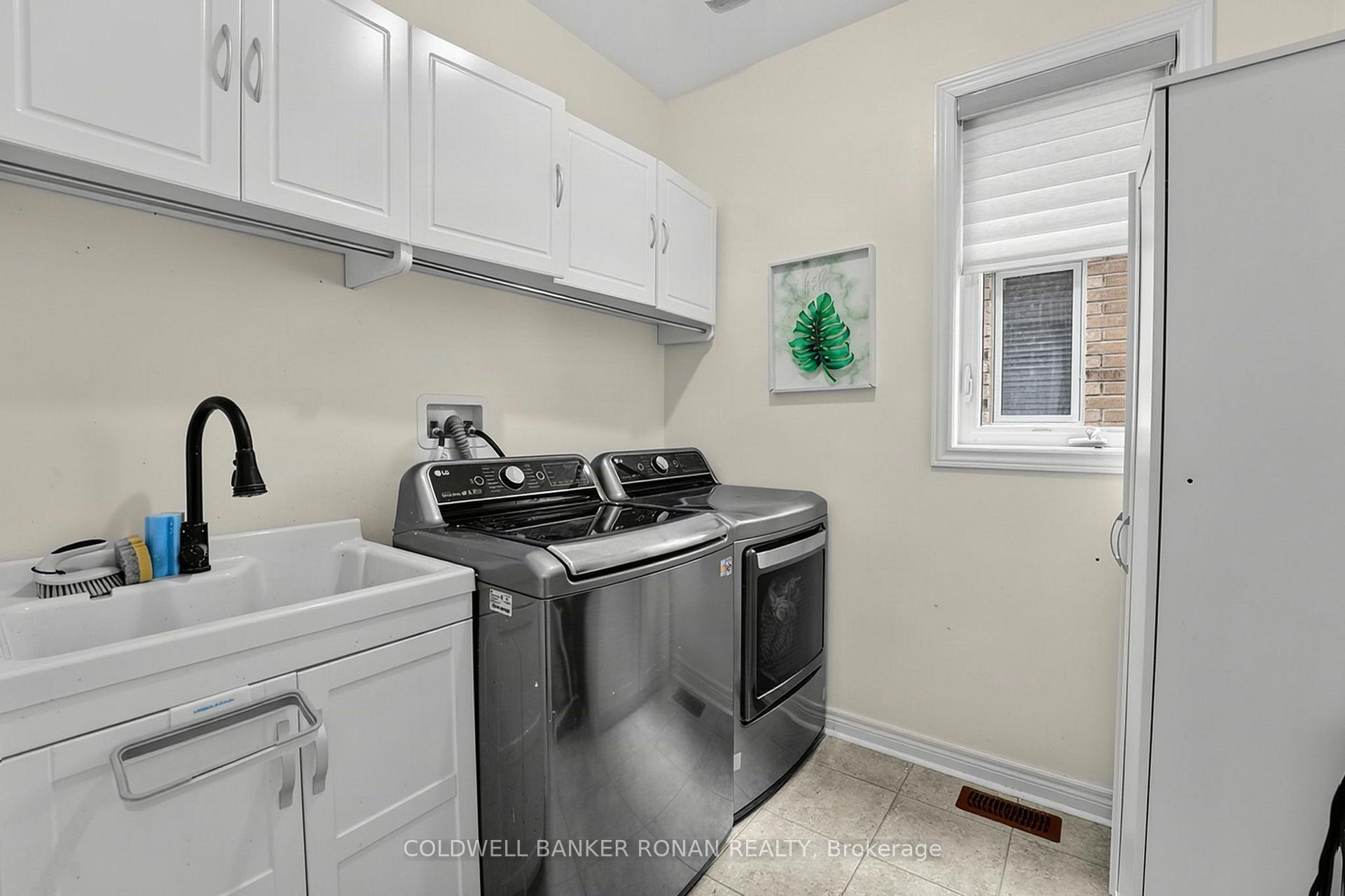 Photo 19 of 37 McGovern Street, New Tecumseth, Tottenham — HOMEH