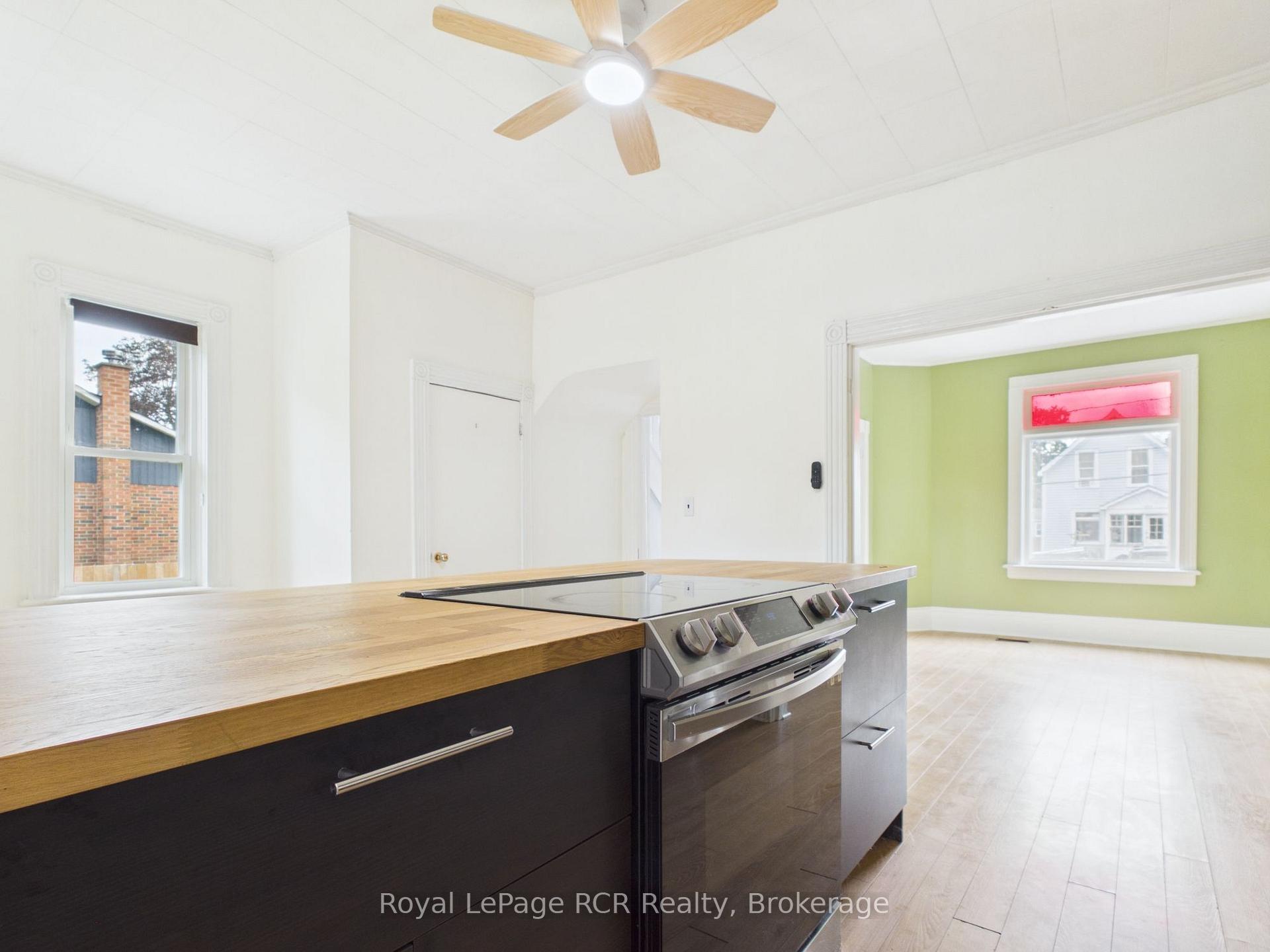 Photo 15 of 494 16th Street W, Owen Sound — HOMEH