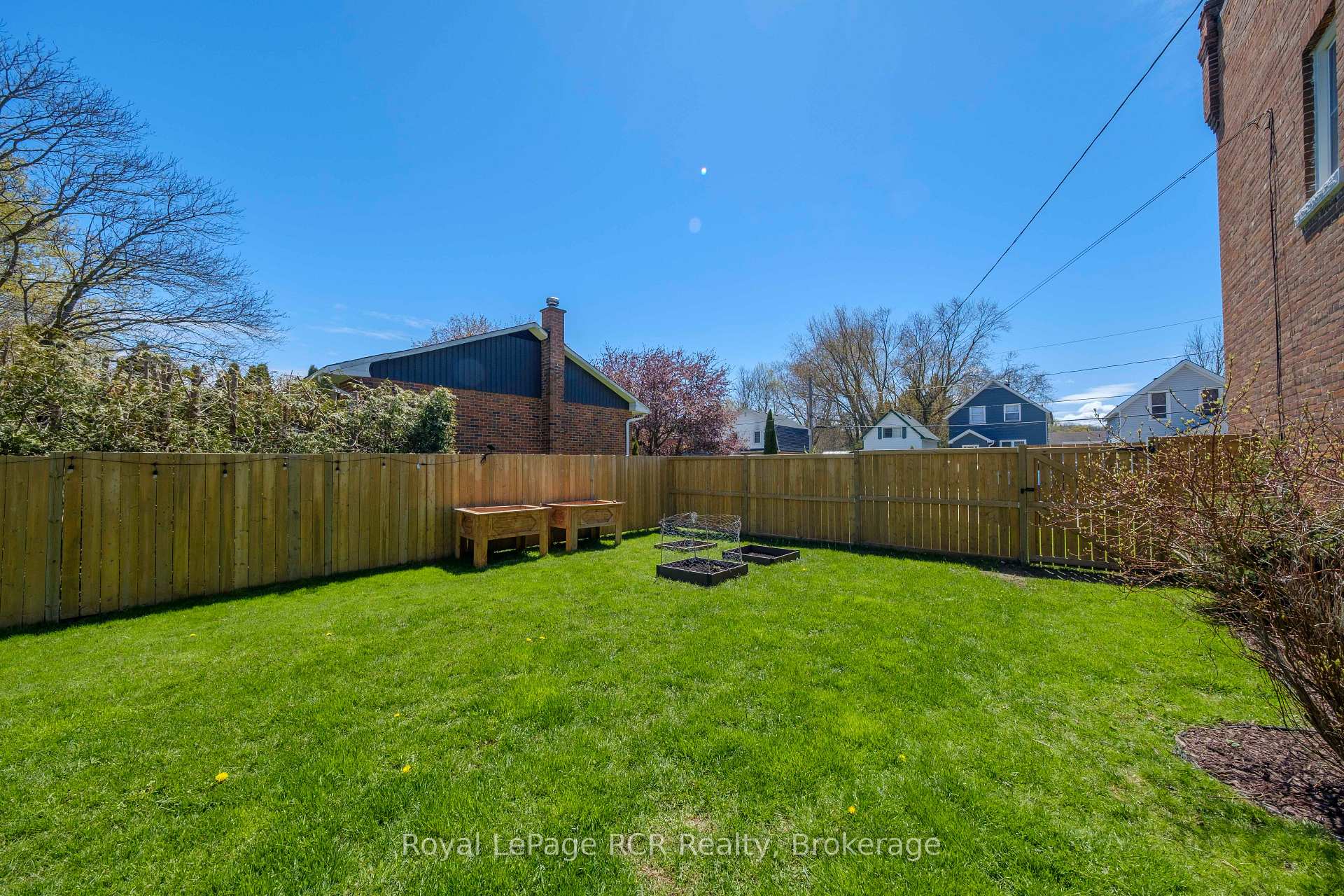 Photo 50 of 494 16th Street W, Owen Sound — HOMEH