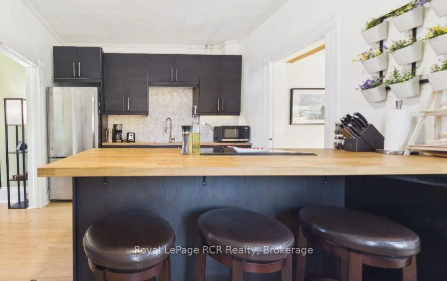 Photo 19 of 494 16th Street W, Owen Sound — HOMEH