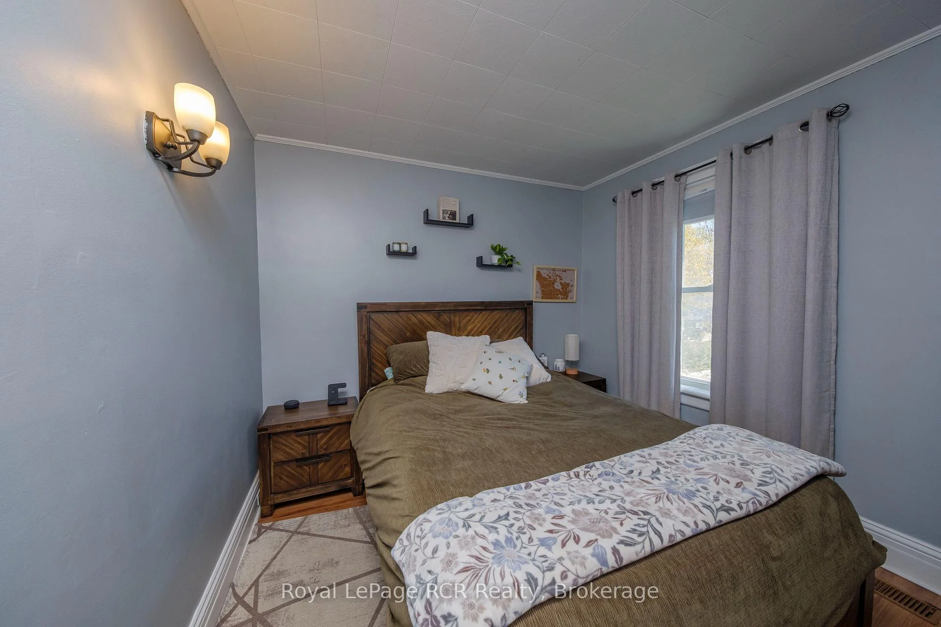 Photo 27 of 494 16th Street W, Owen Sound — HOMEH