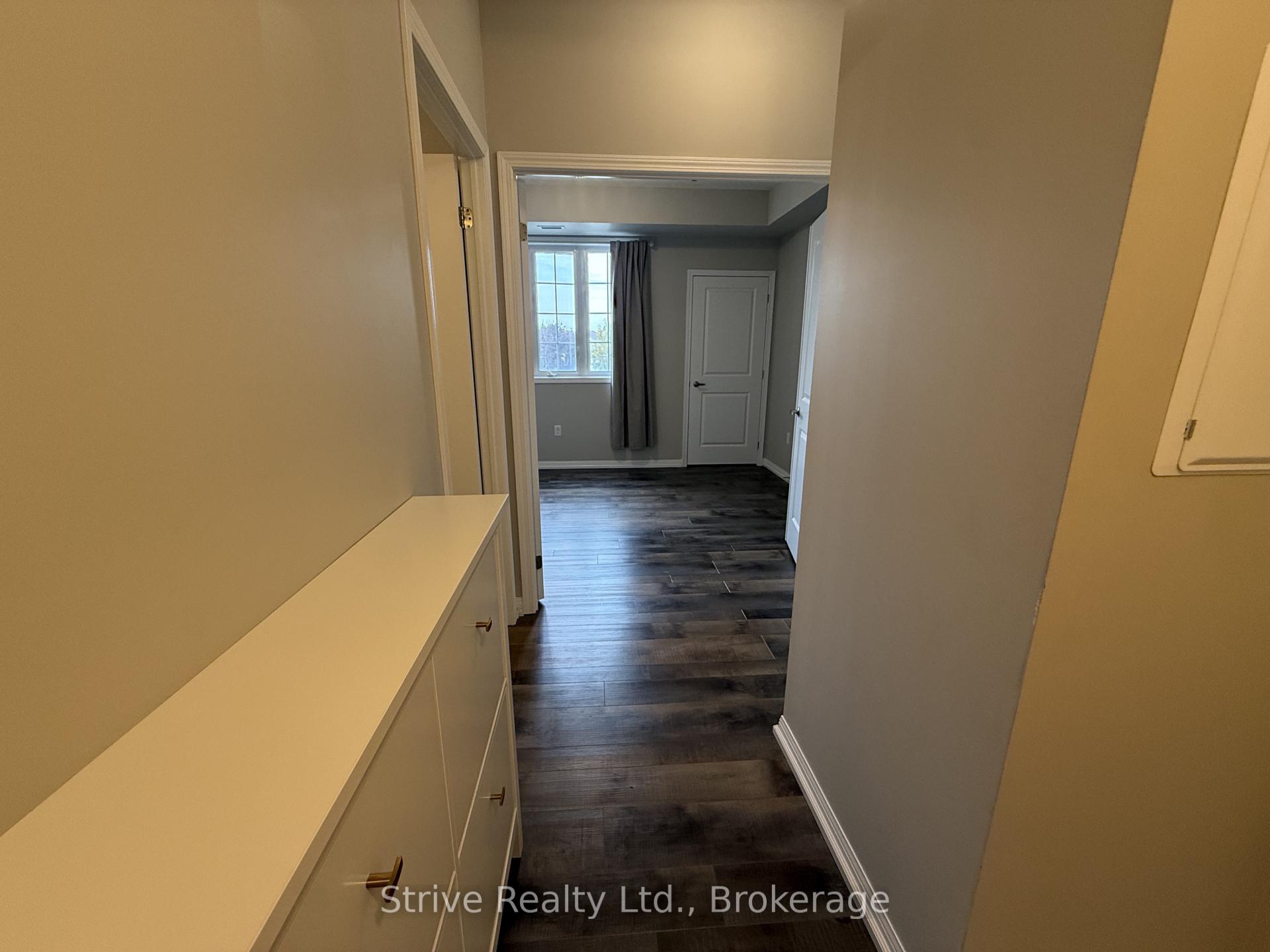 Photo 6 of 80 Aspen Springs Drive, Clarington, Bowmanville — HOMEH