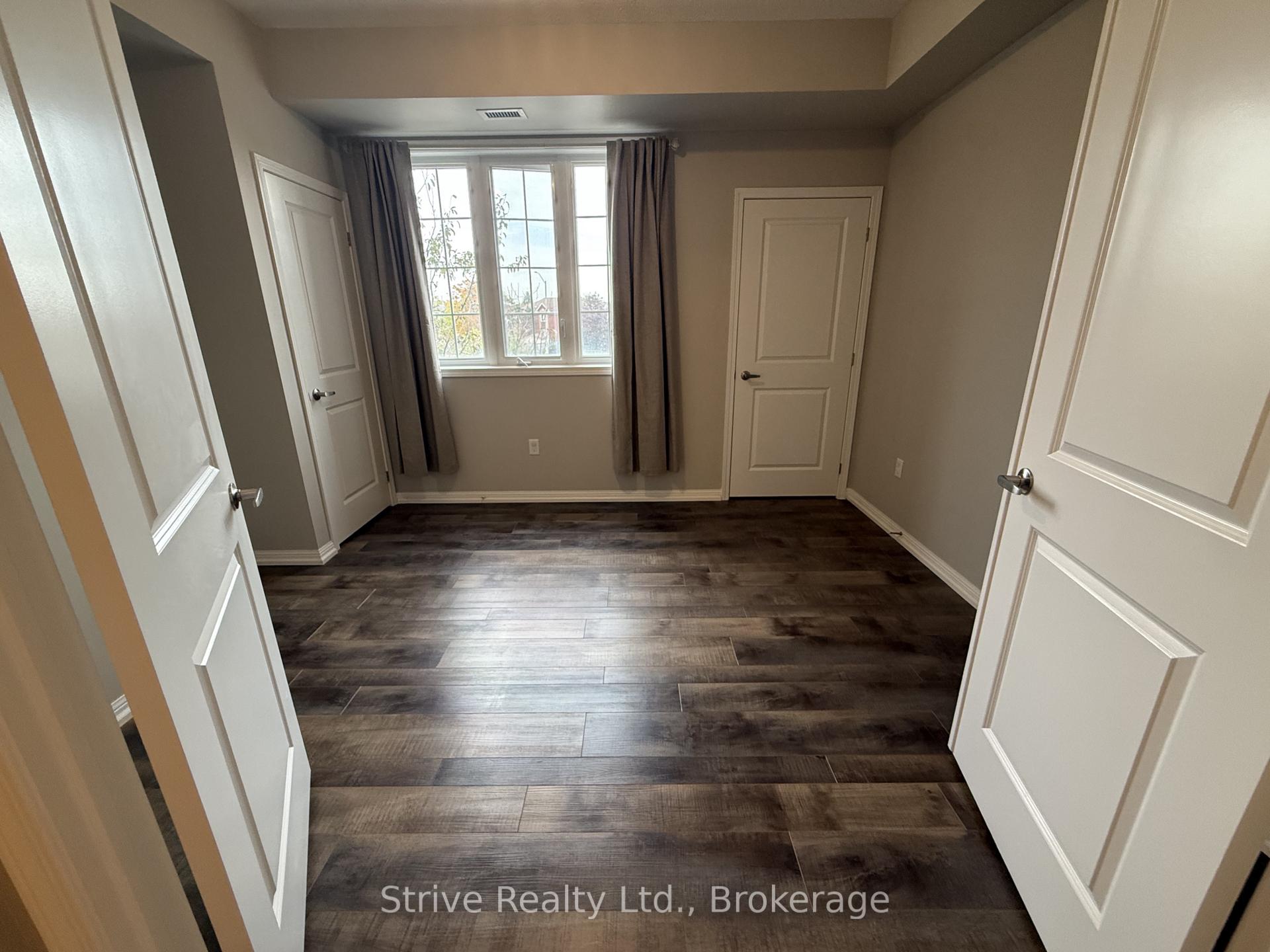 Photo 8 of 80 Aspen Springs Drive, Clarington, Bowmanville — HOMEH