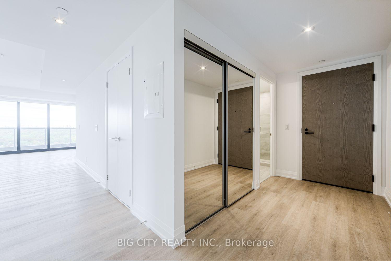Photo 2 of Unit 1305, 36 Brentcliffe Road, Toronto, Thorncliffe Park — HOMEH