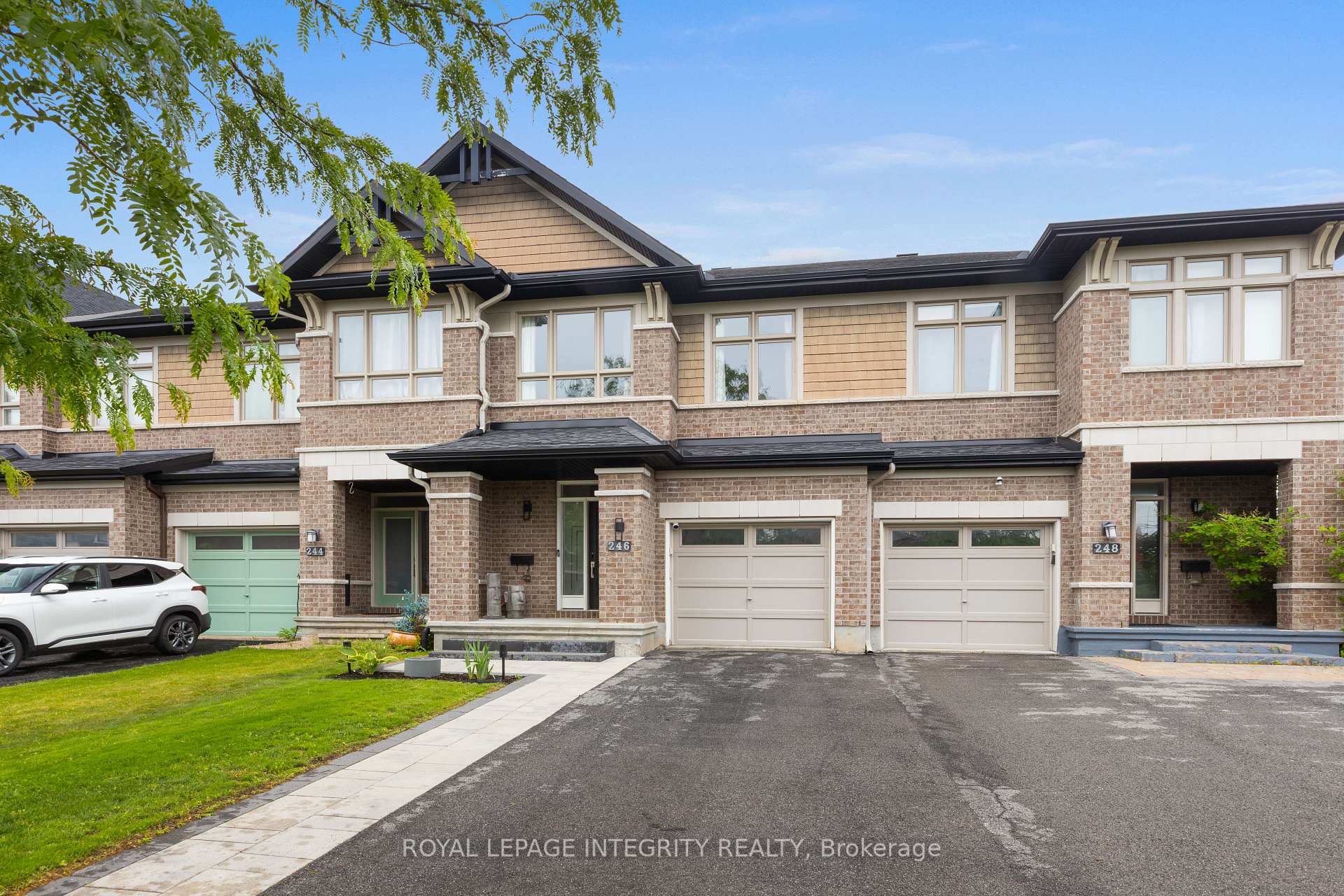 Photo 3 of 246 Cooks Mill Crescent, Ottawa, Riverside South — HOMEH