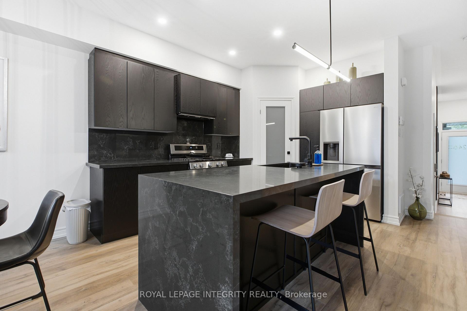 Photo 11 of 246 Cooks Mill Crescent, Ottawa, Riverside South — HOMEH