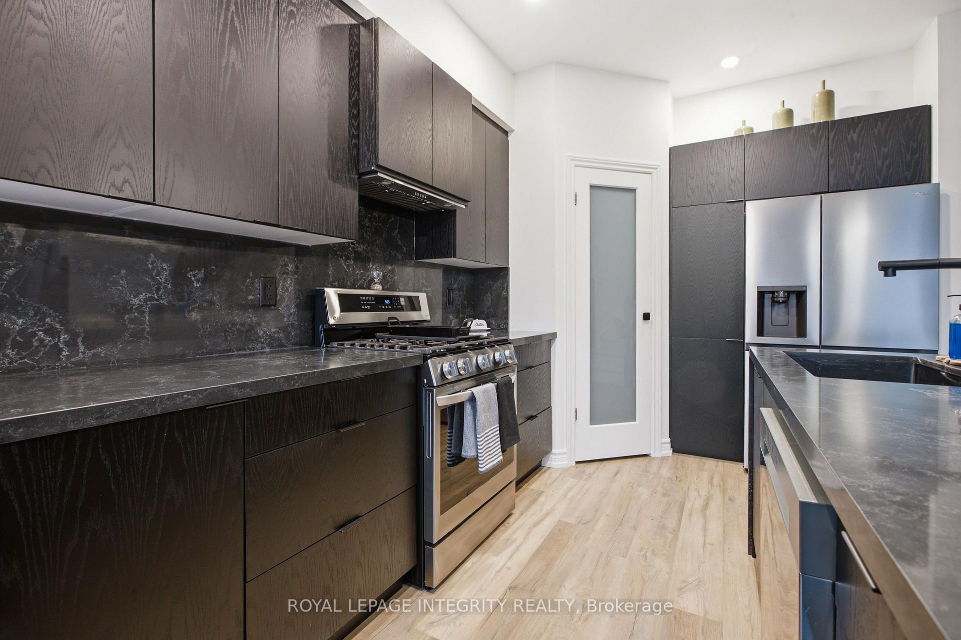 Photo 12 of 246 Cooks Mill Crescent, Ottawa, Riverside South — HOMEH