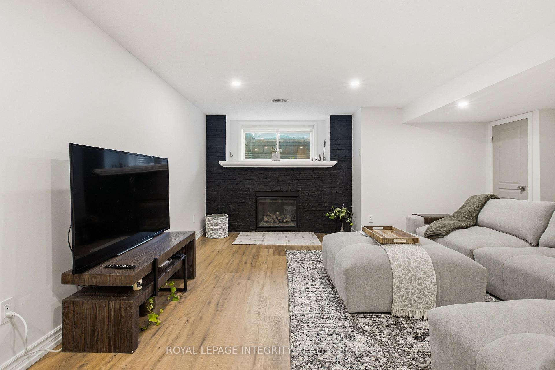 Photo 32 of 246 Cooks Mill Crescent, Ottawa, Riverside South — HOMEH